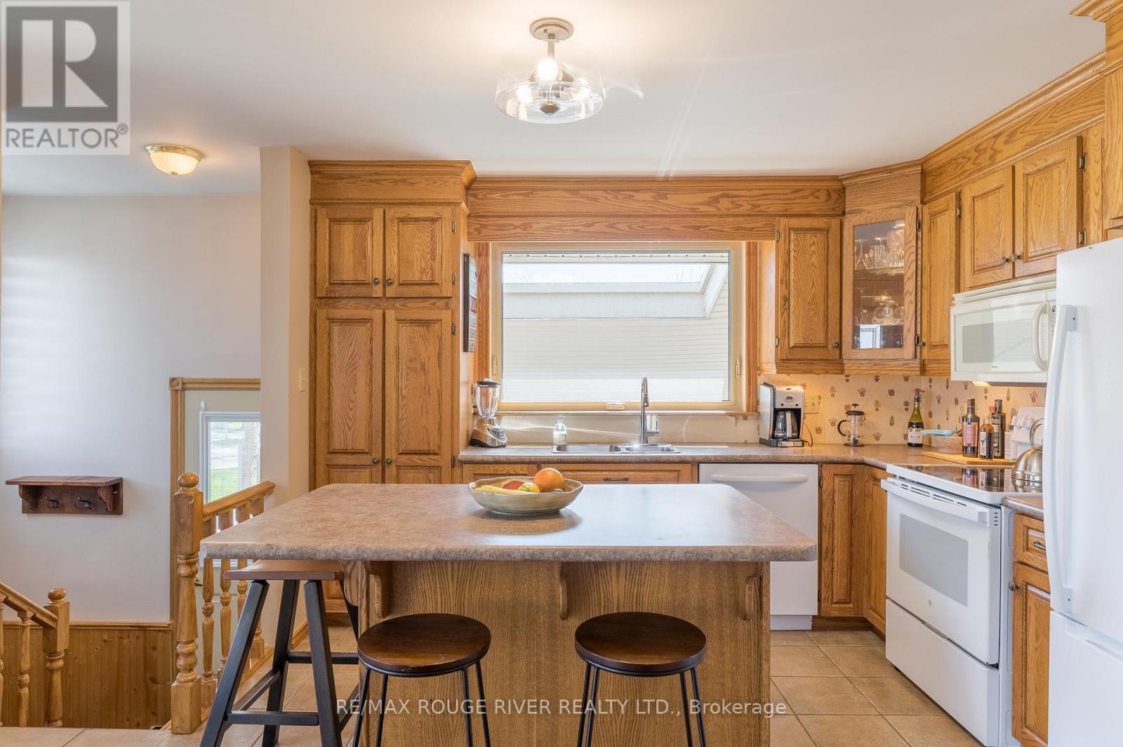 712 Otonabee Drive, Peterborough, Ontario  K9J 7P9 - Photo 7 - X13028348