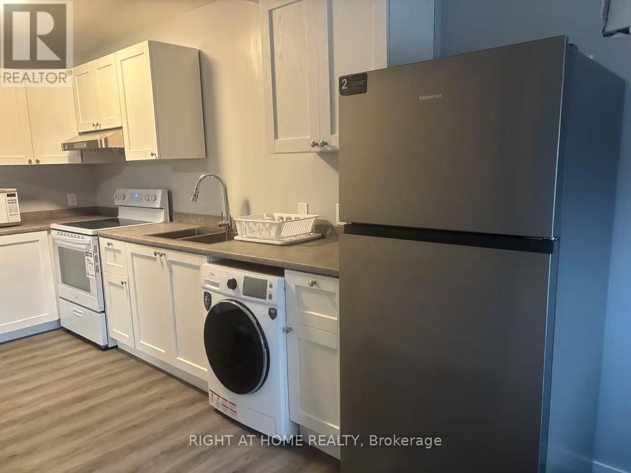 2 - 226 Kenilworth Avenue N, Hamilton, Ontario  L8H 4S2 - Photo 2 - X13028364