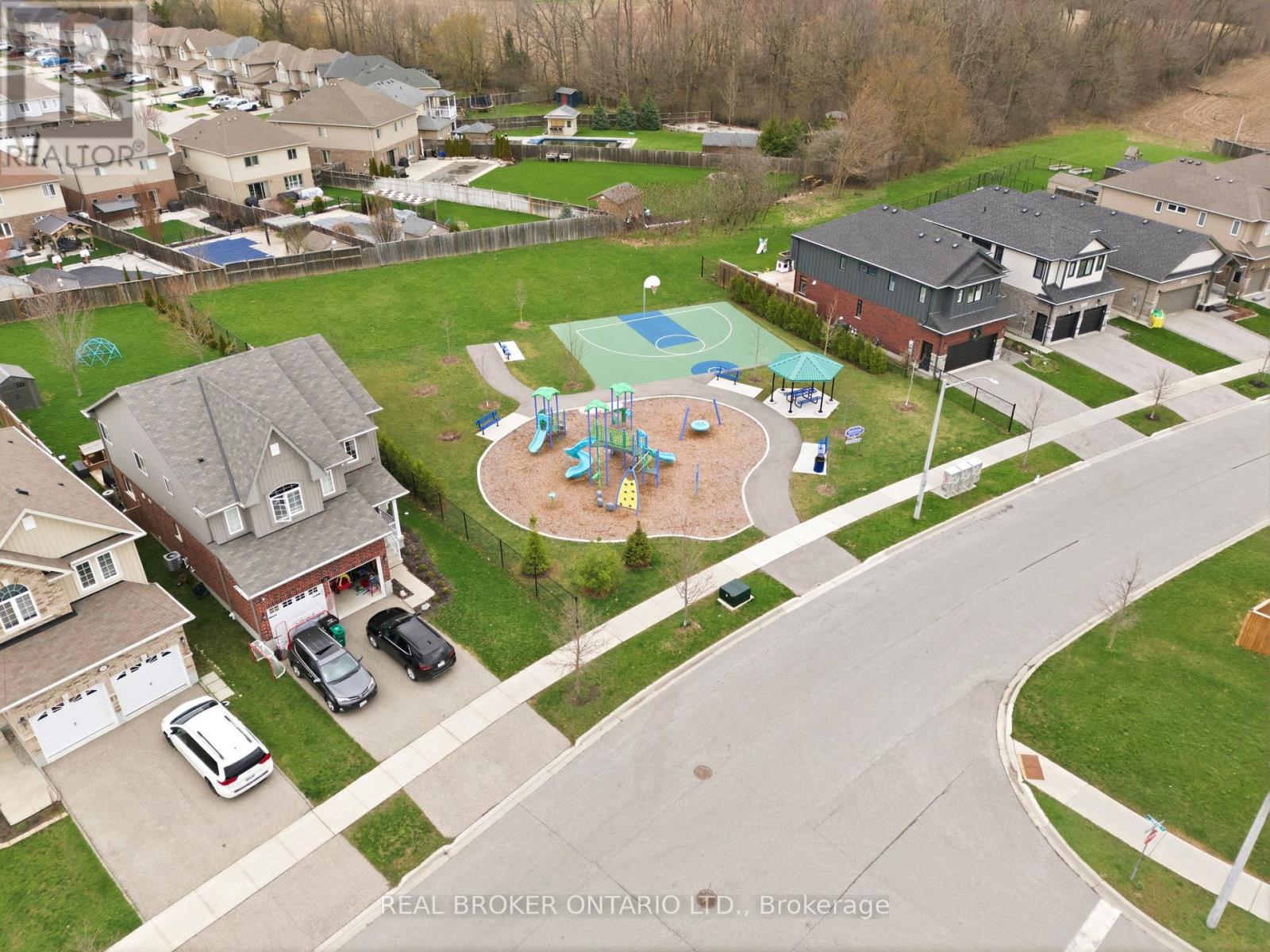 6 Freer Drive, North Dumfries, Ontario  N0B 1E0 - Photo 37 - X13028402