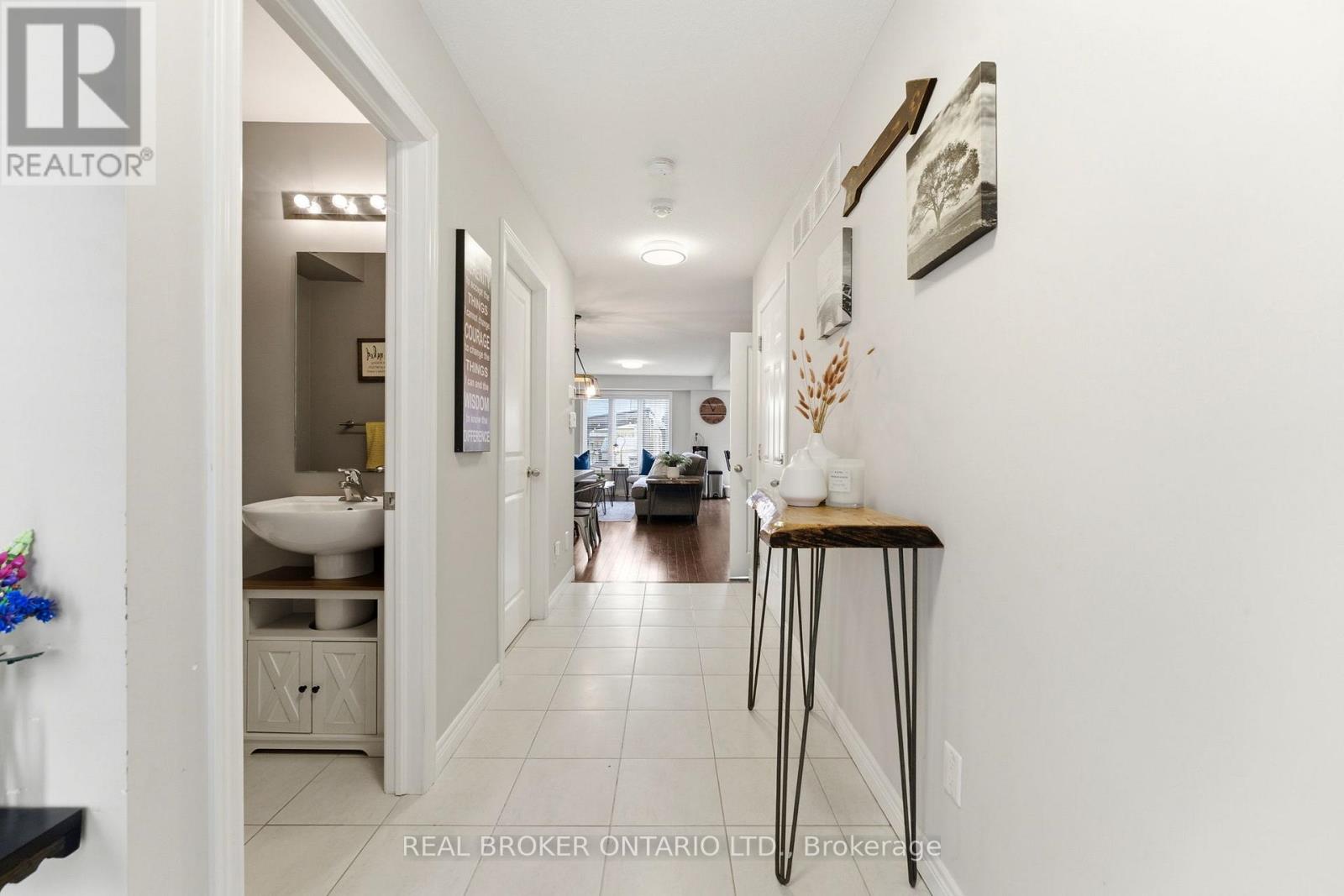 6 Freer Drive, North Dumfries, Ontario  N0B 1E0 - Photo 4 - X13028402