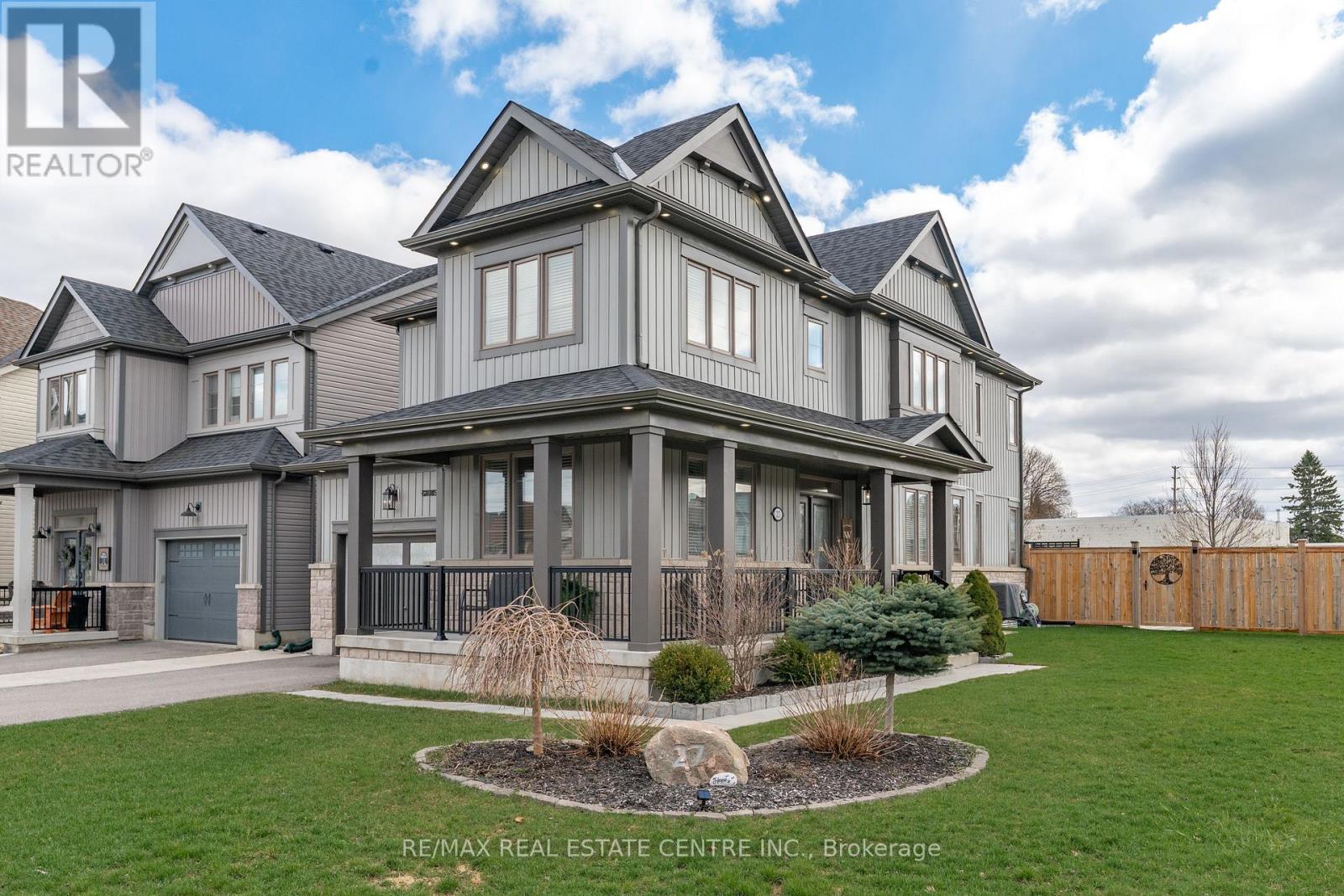 27 GIBBS WAY, Centre Wellington, Ontario