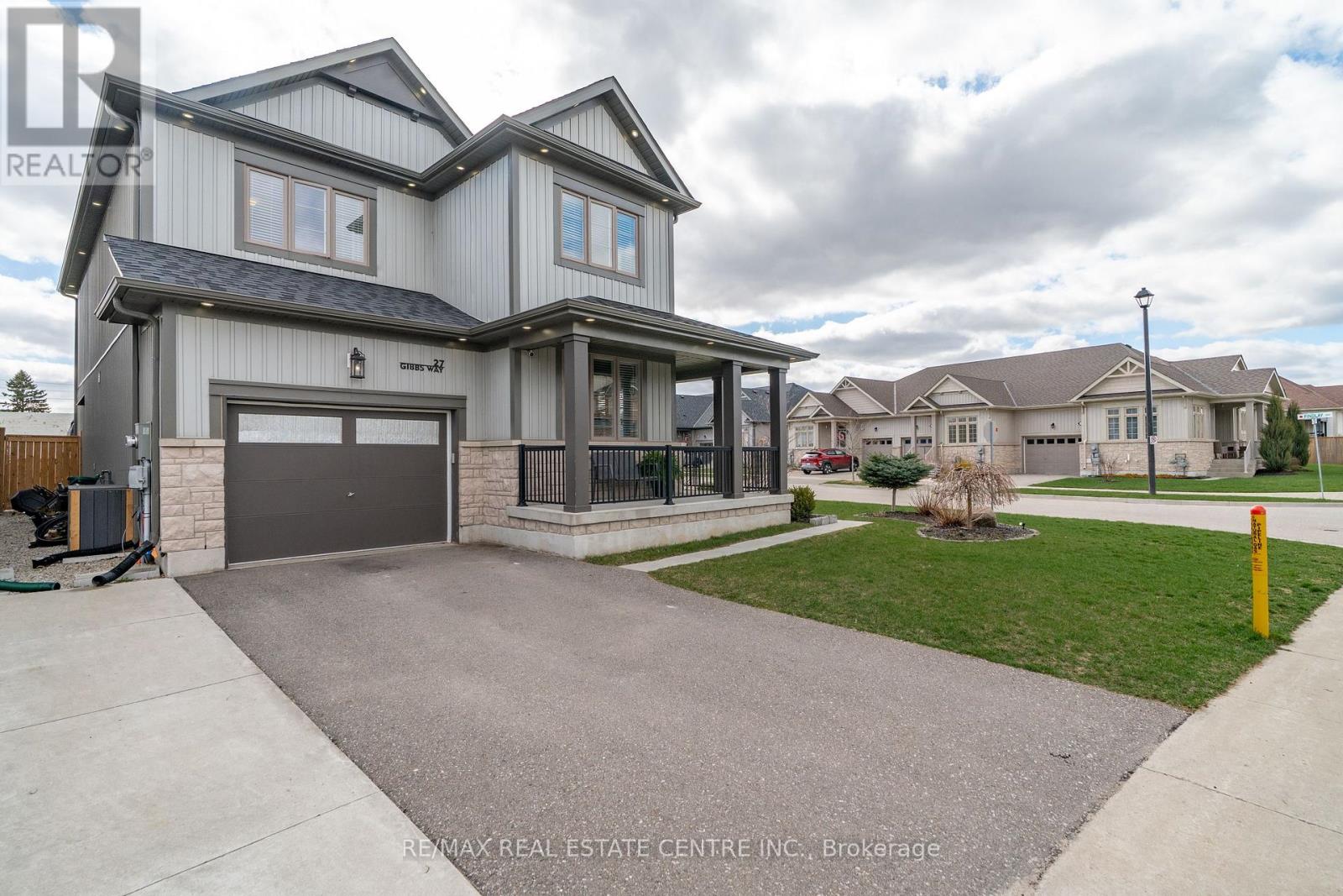 27 Gibbs Way, Centre Wellington, Ontario  N1M 0G7 - Photo 2 - X13028404