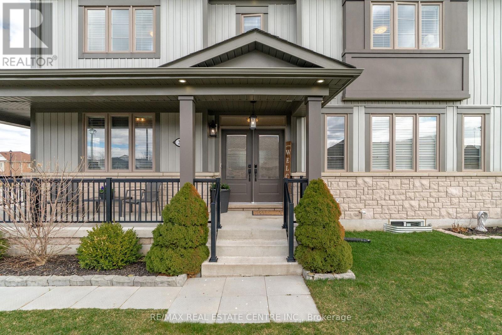 27 Gibbs Way, Centre Wellington, Ontario  N1M 0G7 - Photo 3 - X13028404