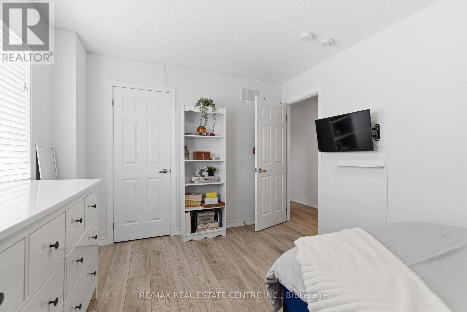 27 Gibbs Way, Centre Wellington, Ontario  N1M 0G7 - Photo 32 - X13028404