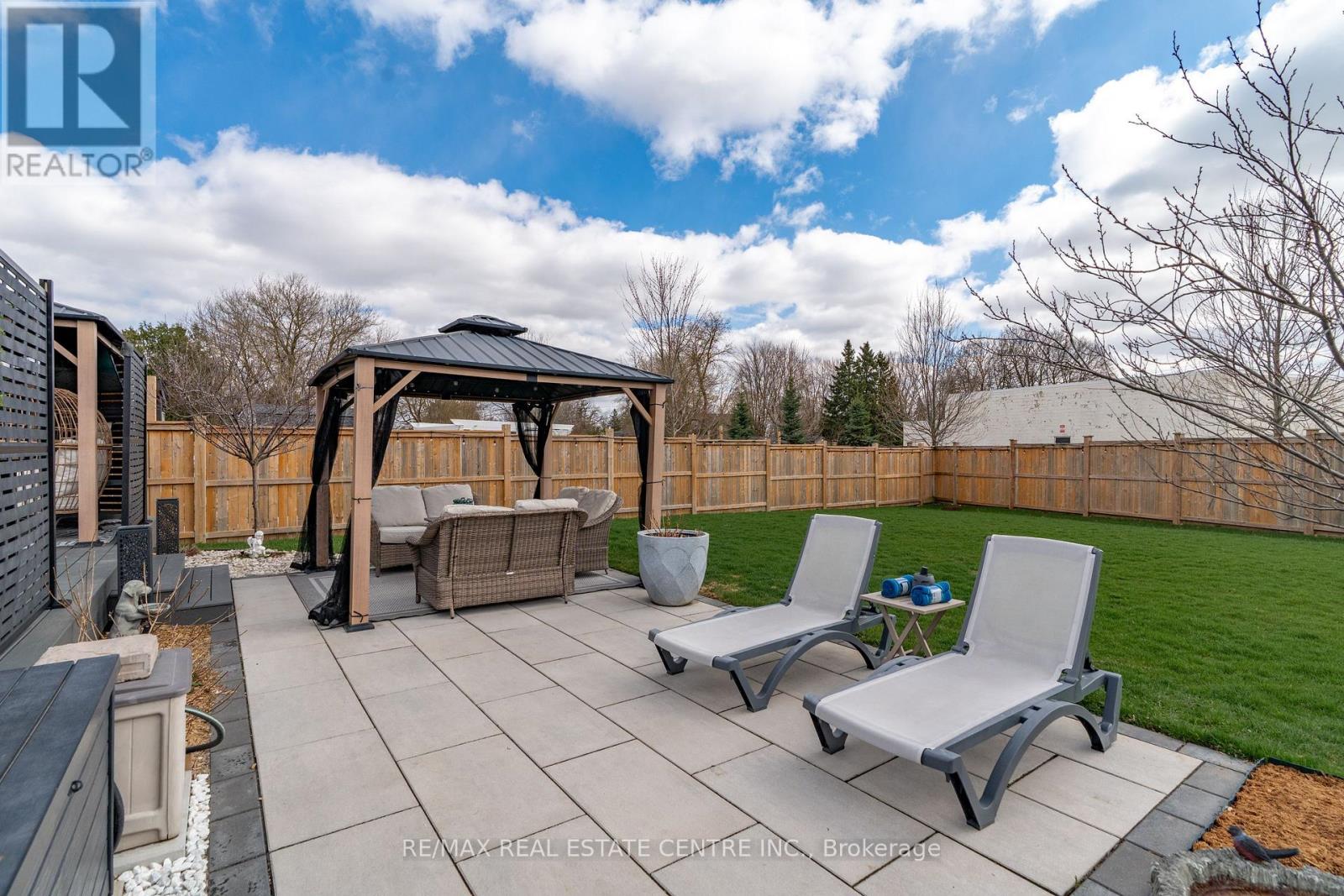 27 Gibbs Way, Centre Wellington, Ontario  N1M 0G7 - Photo 35 - X13028404