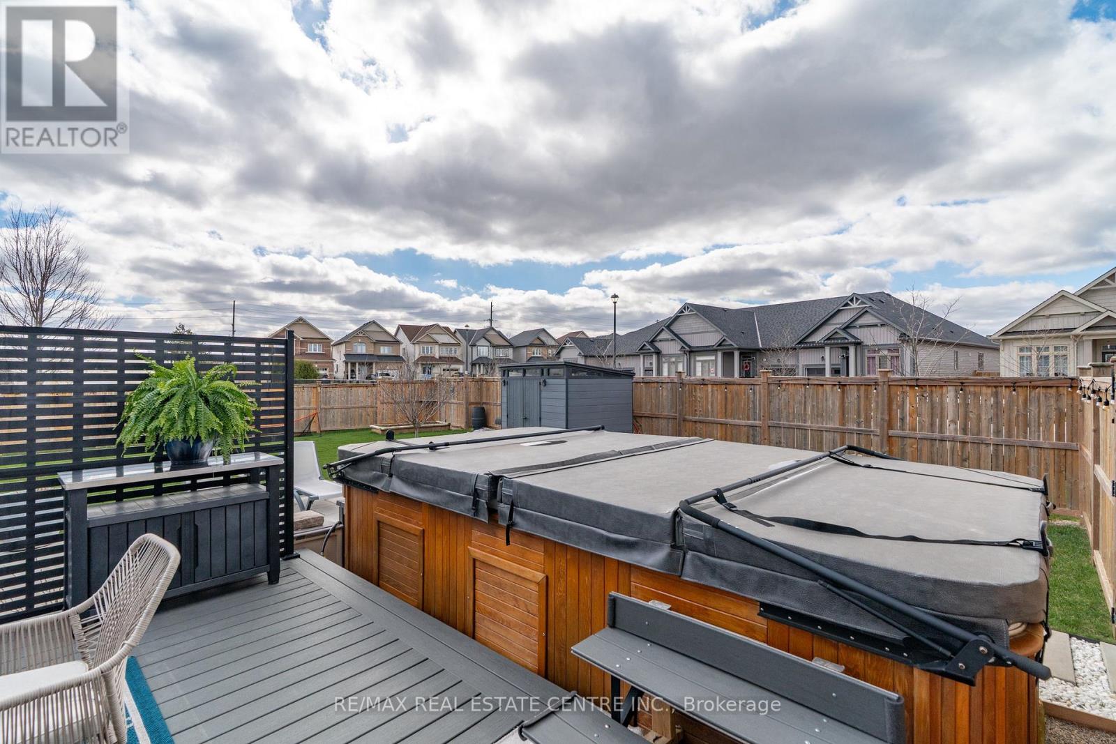 27 Gibbs Way, Centre Wellington, Ontario  N1M 0G7 - Photo 38 - X13028404