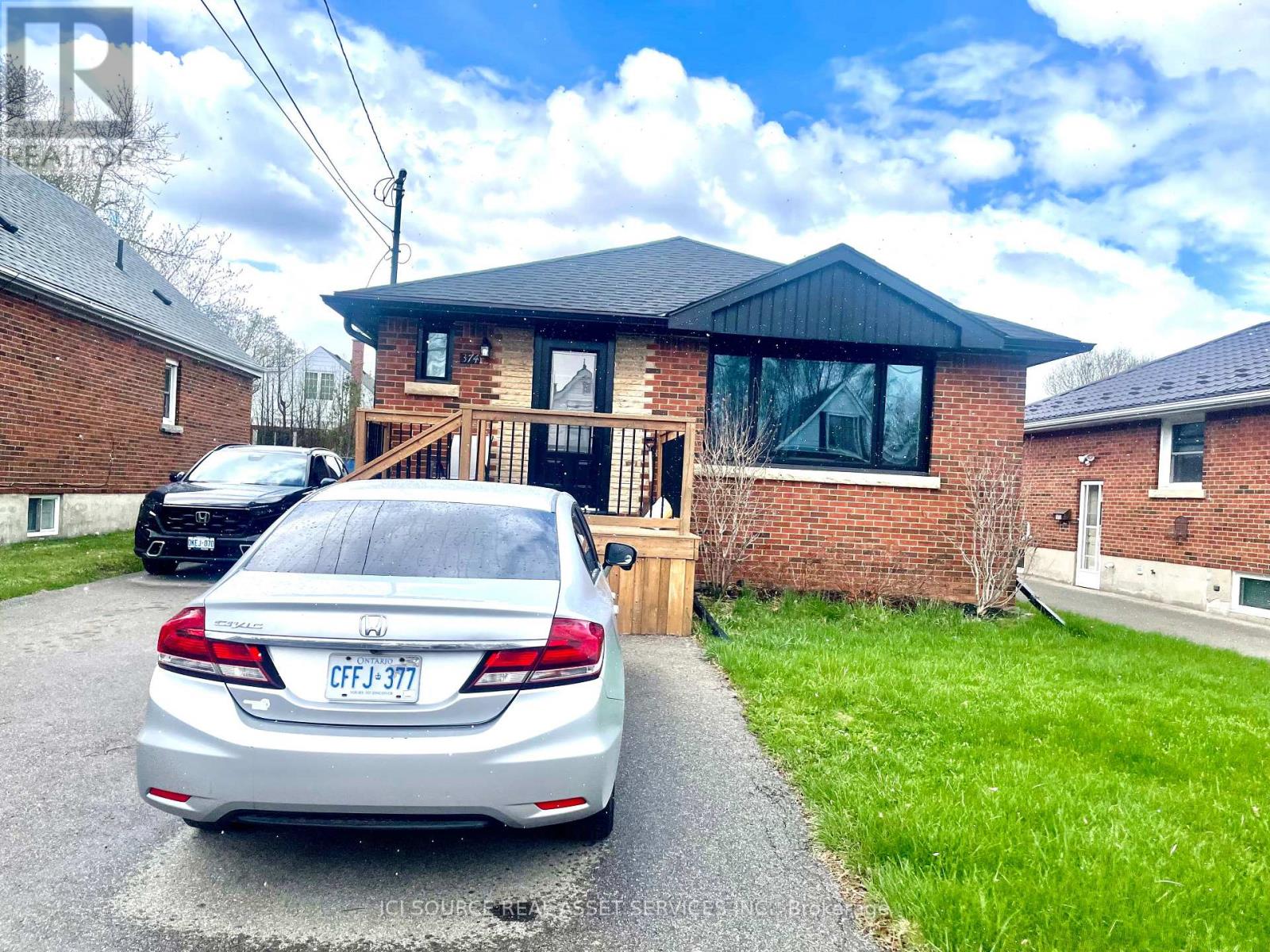 Main Fl - 374 East 16th Street, Hamilton, Ontario  L9A 4K3 - Photo 2 - X13028448