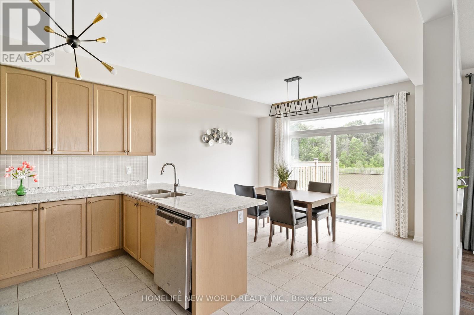 7705 Shadbush Lane, Niagara Falls, Ontario  L2H 3R3 - Photo 13 - X13028478