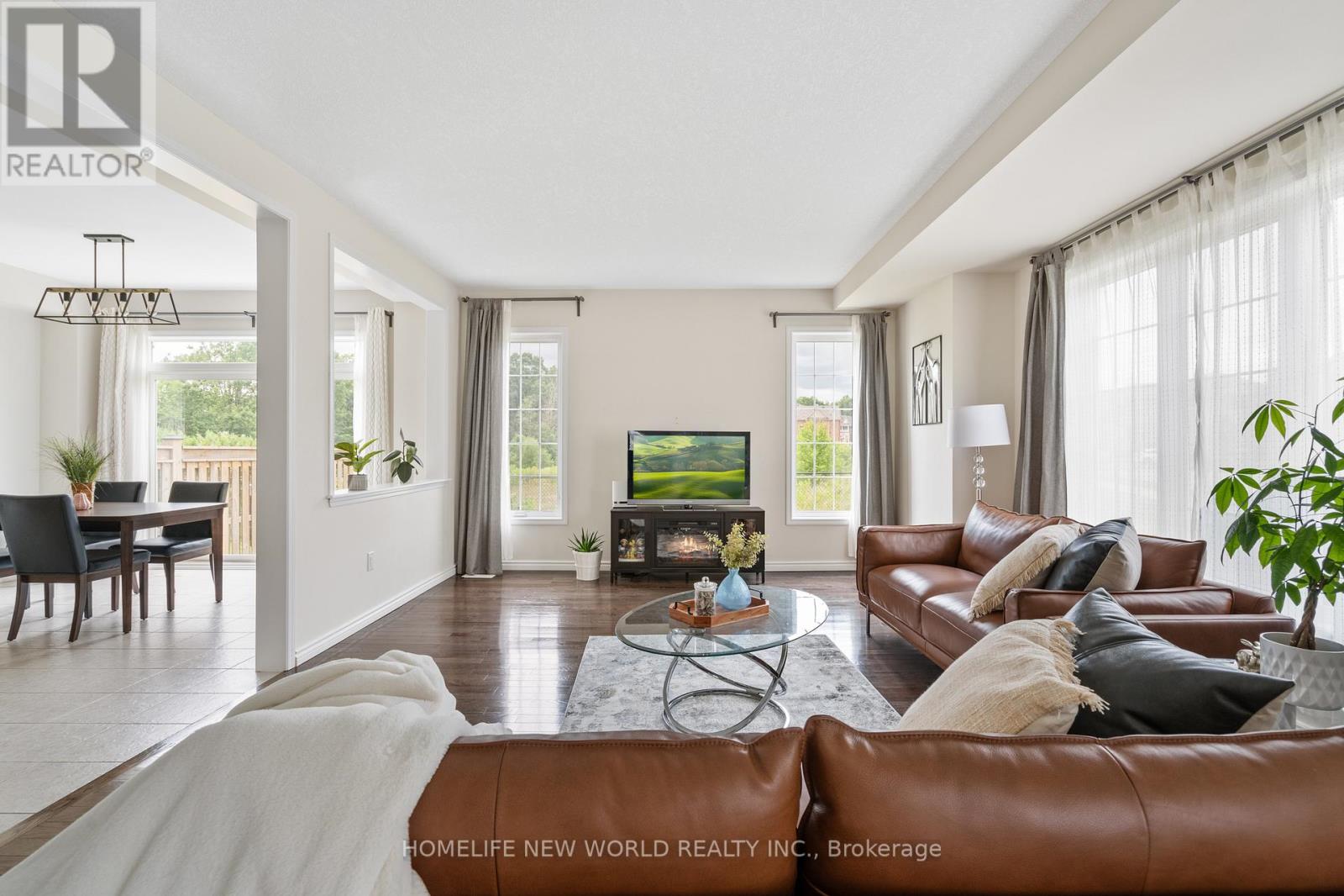 7705 Shadbush Lane, Niagara Falls, Ontario  L2H 3R3 - Photo 2 - X13028478