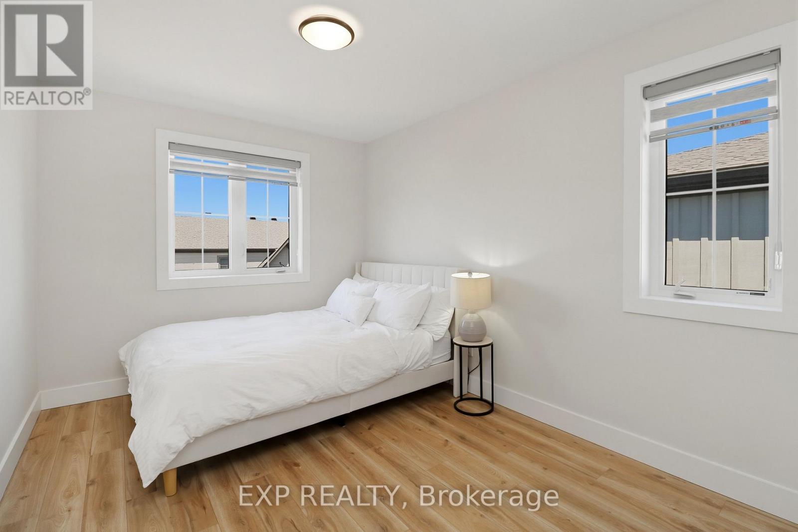 142 Sycamore Street, Blue Mountains, Ontario  L9Y 4E2 - Photo 34 - X13028494