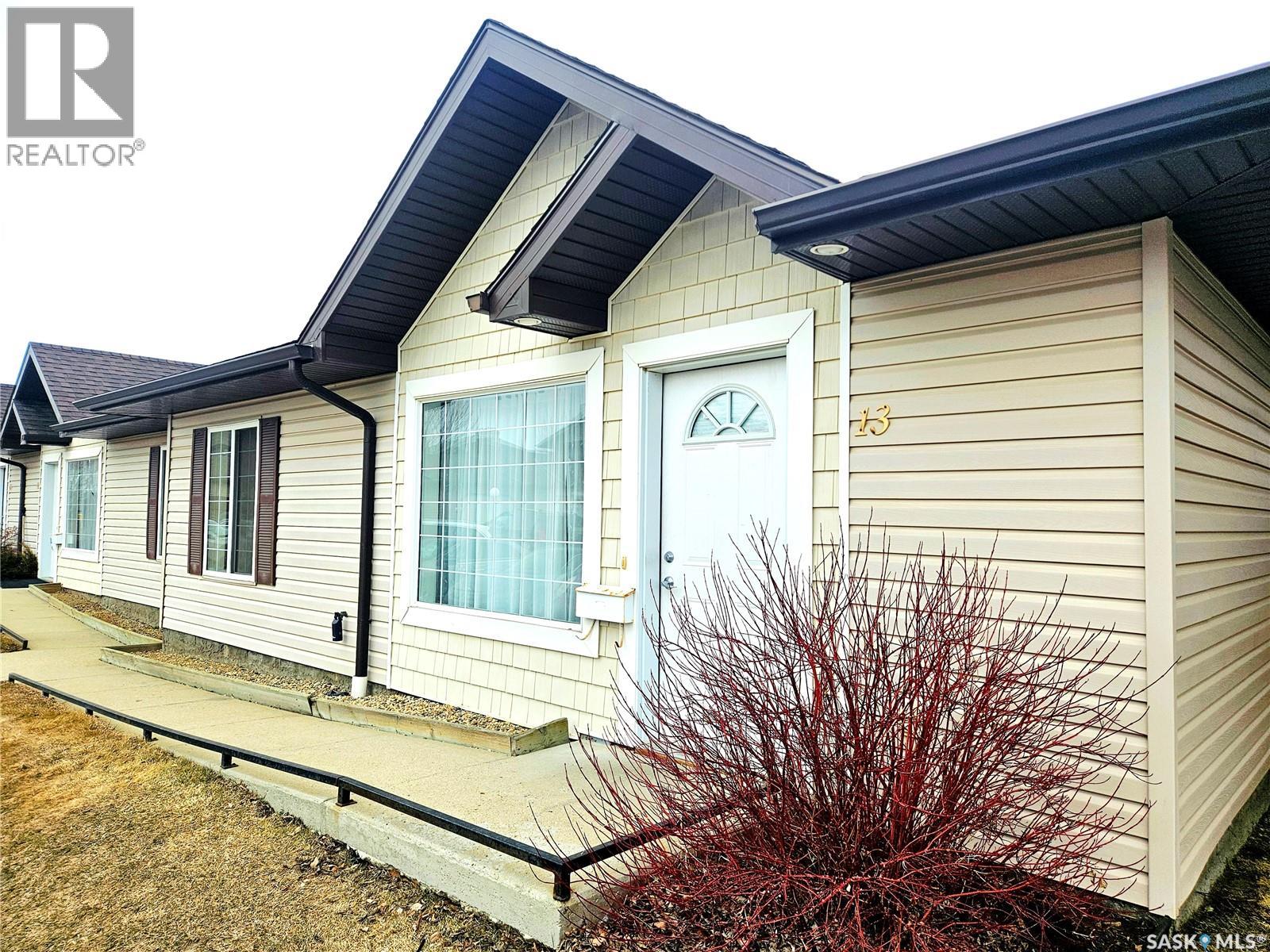 13 135 Keedwell Street, Saskatoon, Saskatchewan  S7W 0A3 - Photo 2 - SK033627