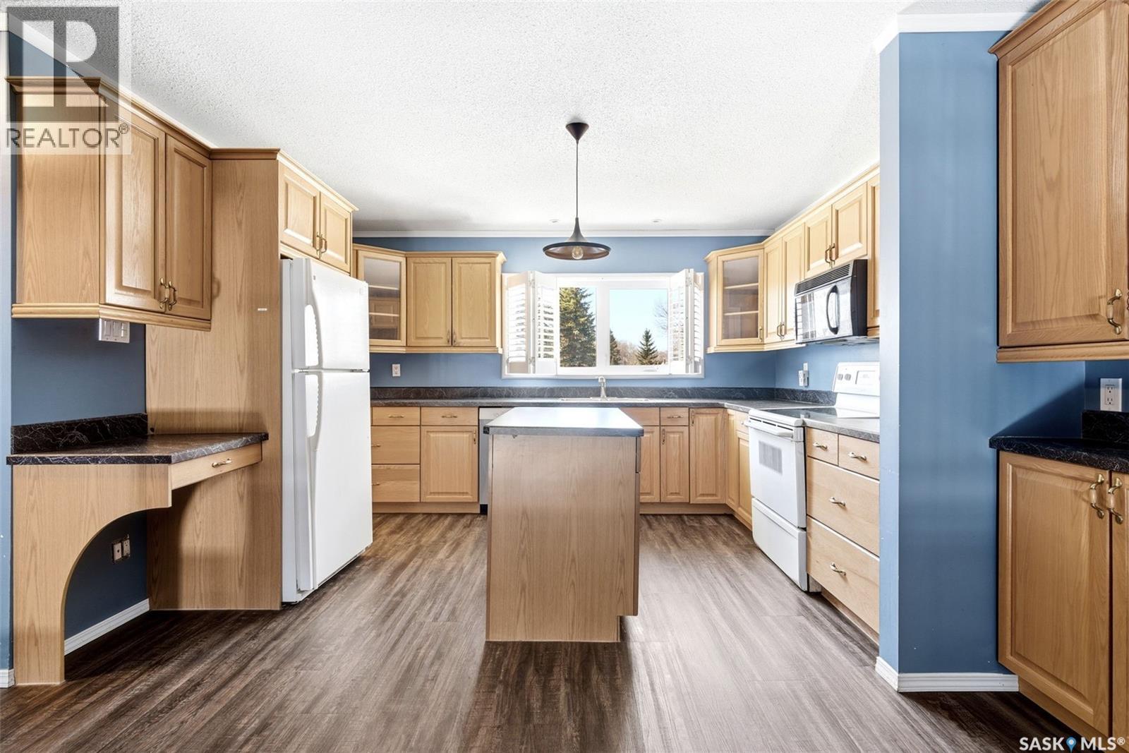 104 Lockwood Road, Regina, Saskatchewan  S4S 3G2 - Photo 11 - SK033486