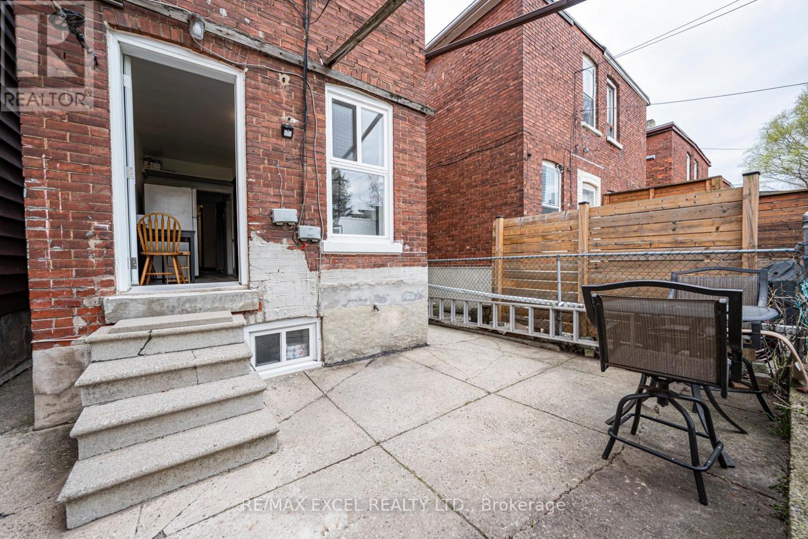 576 Gladstone Avenue, Toronto, Ontario  M6H 3J2 - Photo 11 - W13027028