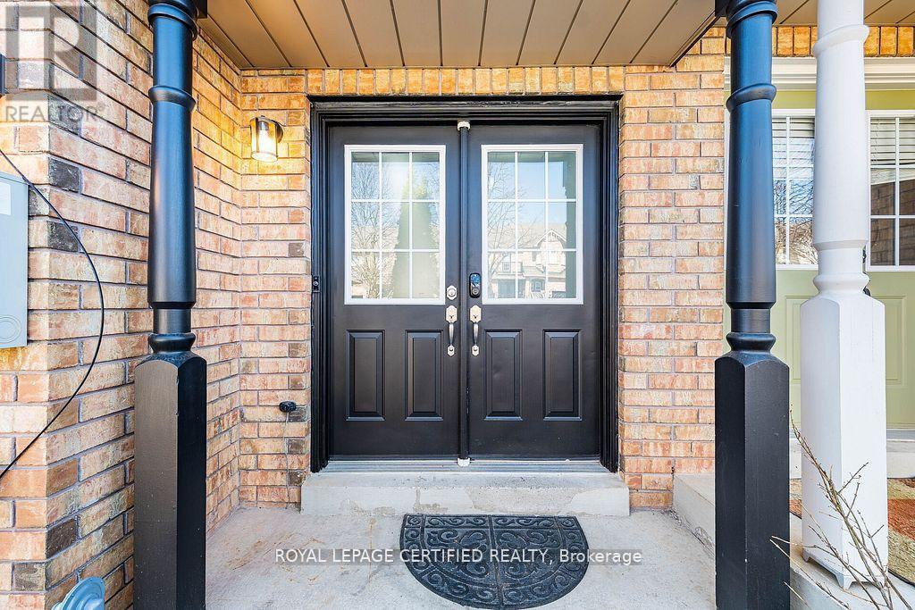 20 Harding Street, Halton Hills, Ontario  L7G 6B1 - Photo 6 - W13027656