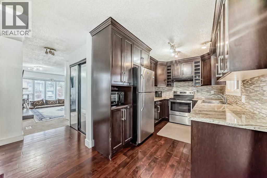 19 Castlepark Way Ne, Calgary, Alberta  T3J 1R7 - Photo 11 - A2297081