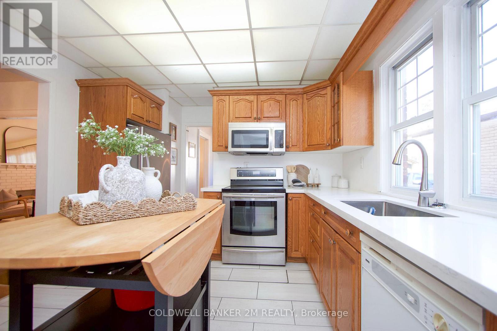 49 Brock Street E, Oshawa, Ontario  L1G 1R8 - Photo 9 - E13028540