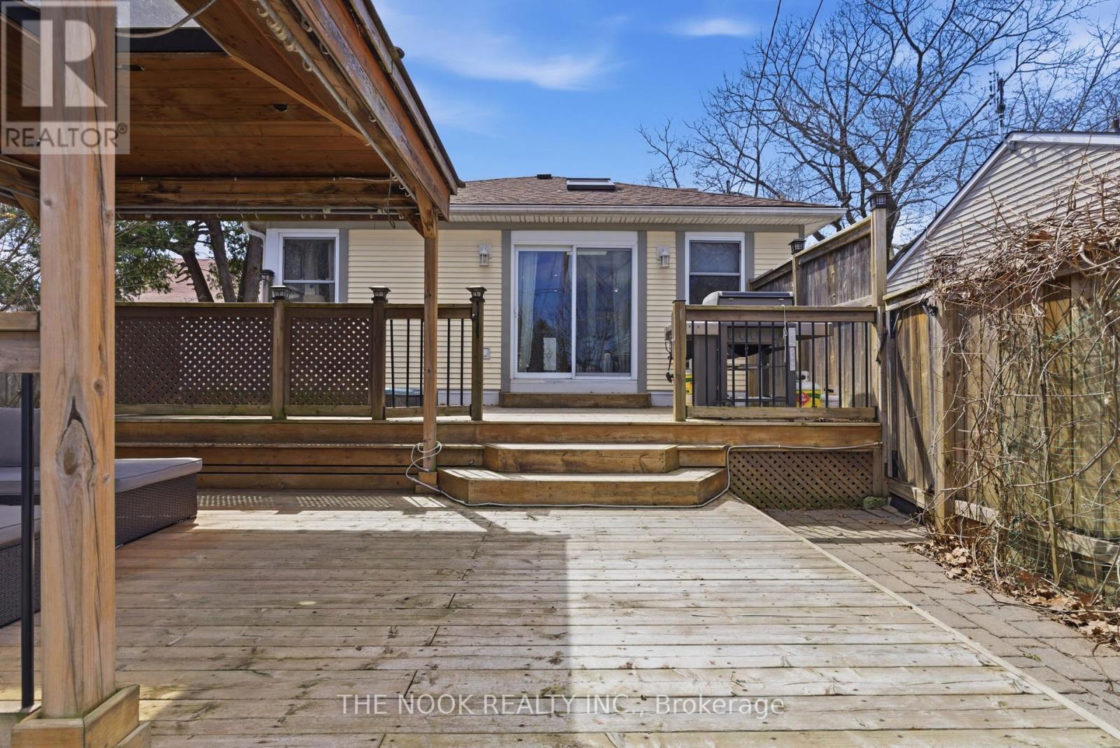 24 Birch Crescent, Ajax, Ontario L1S 1X5 - Photo 37 - E13028570