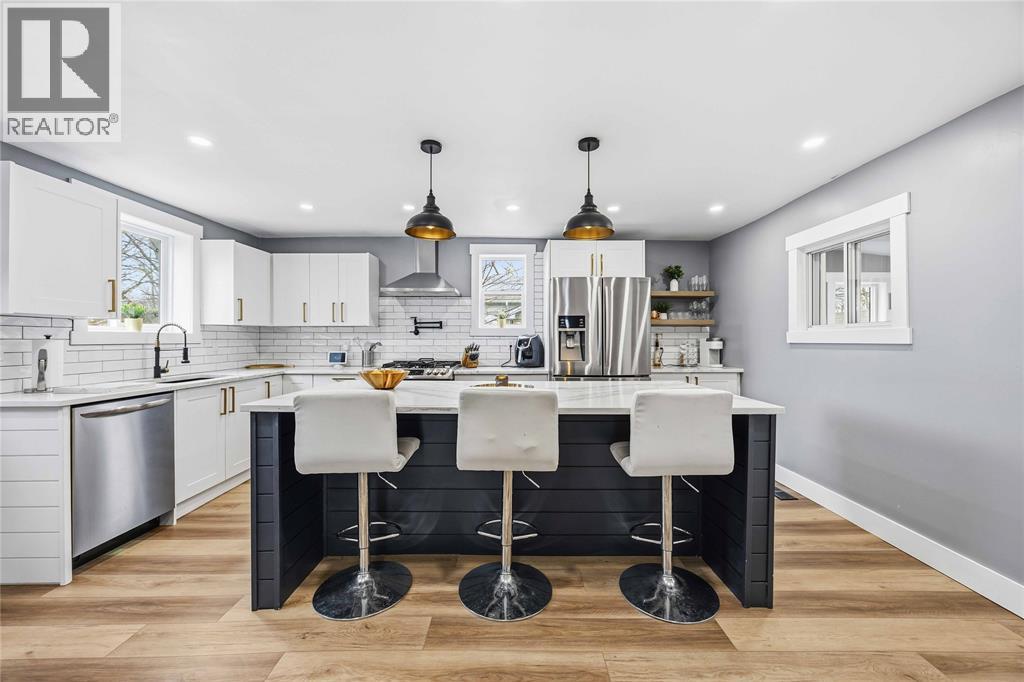 2565 ELIZABETH STREET, Oil Springs, Ontario