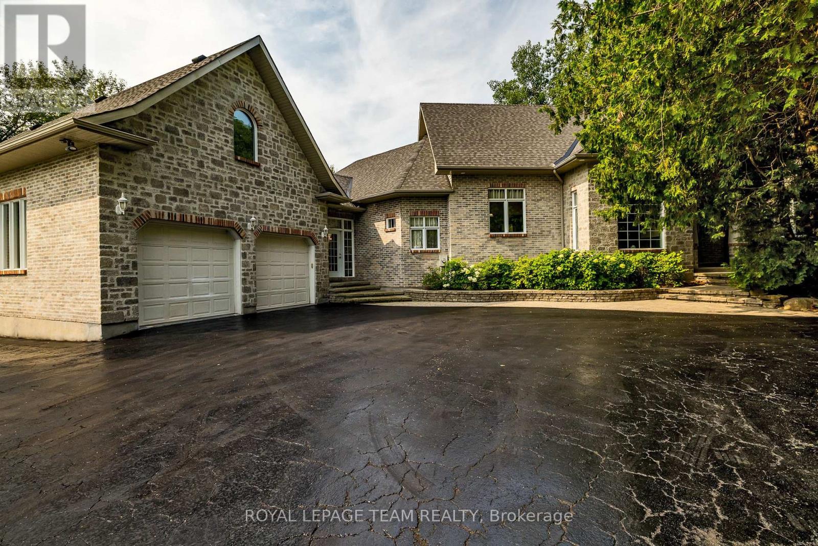 6196 Deermeadow Drive, Ottawa, Ontario  K4P 1M9 - Photo 5 - X13028554