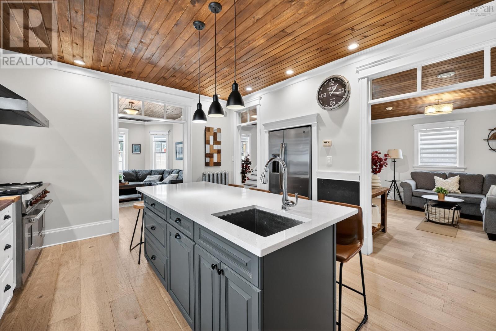 760 Main Street, Glace Bay, Nova Scotia  B1A 4Y9 - Photo 10 - 202608191