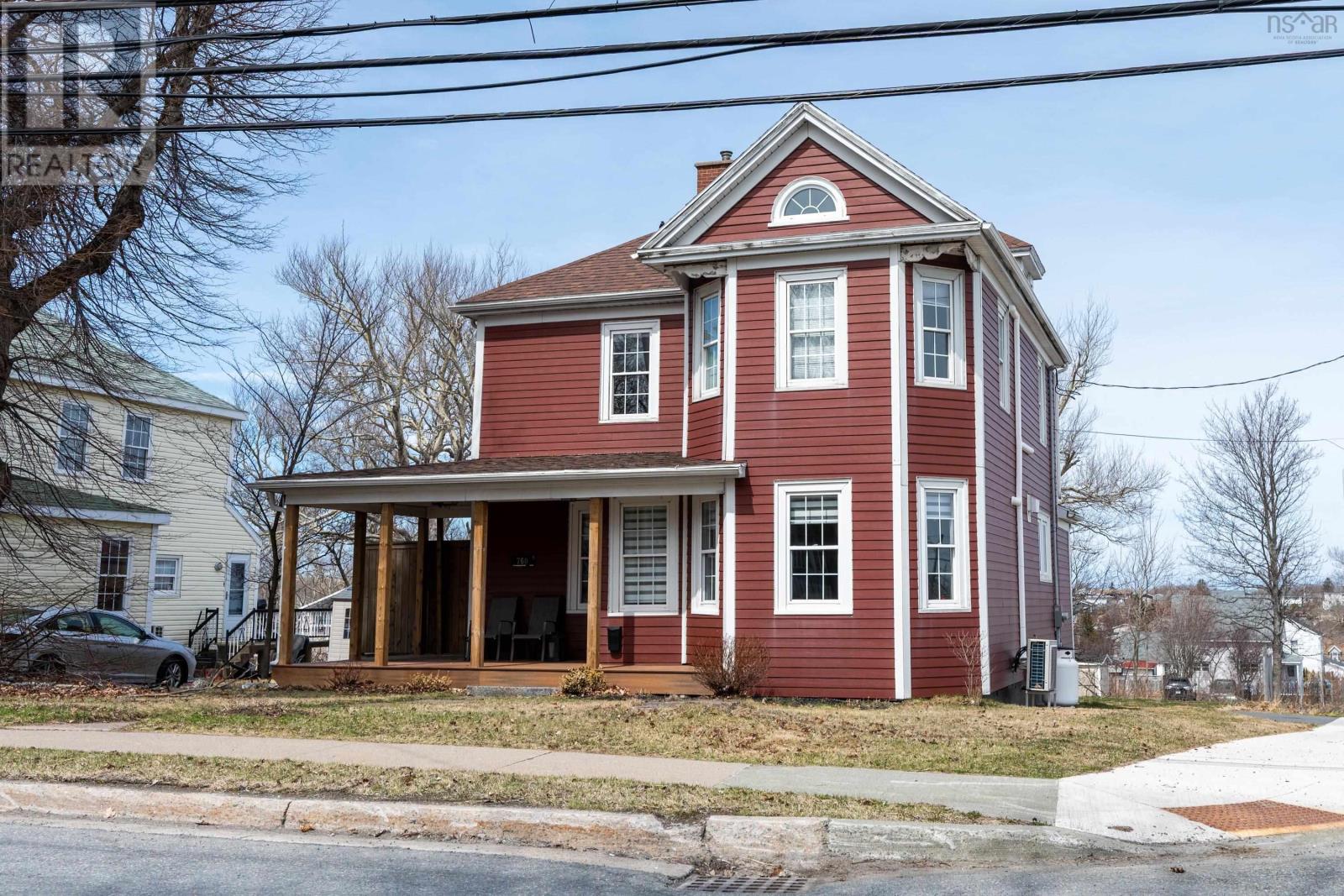 760 Main Street, Glace Bay, Nova Scotia  B1A 4Y9 - Photo 2 - 202608191