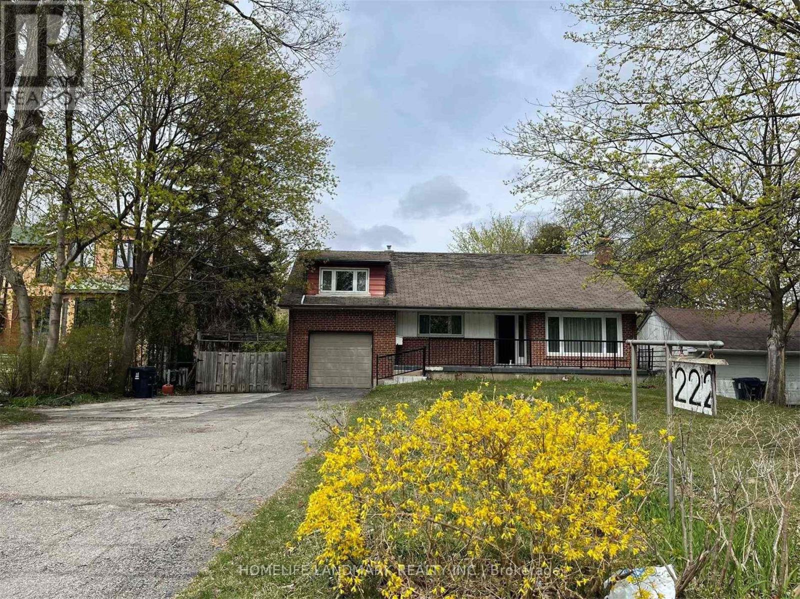 222 CUMMER AVENUE, Toronto, Ontario