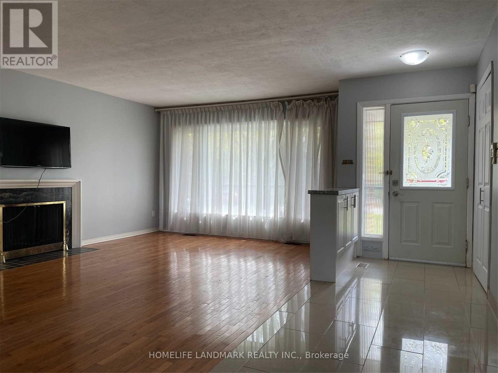 222 Cummer Avenue, Toronto (Newtonbrook East), Ontario  M2M 2E7 - Photo 2 - C13028514