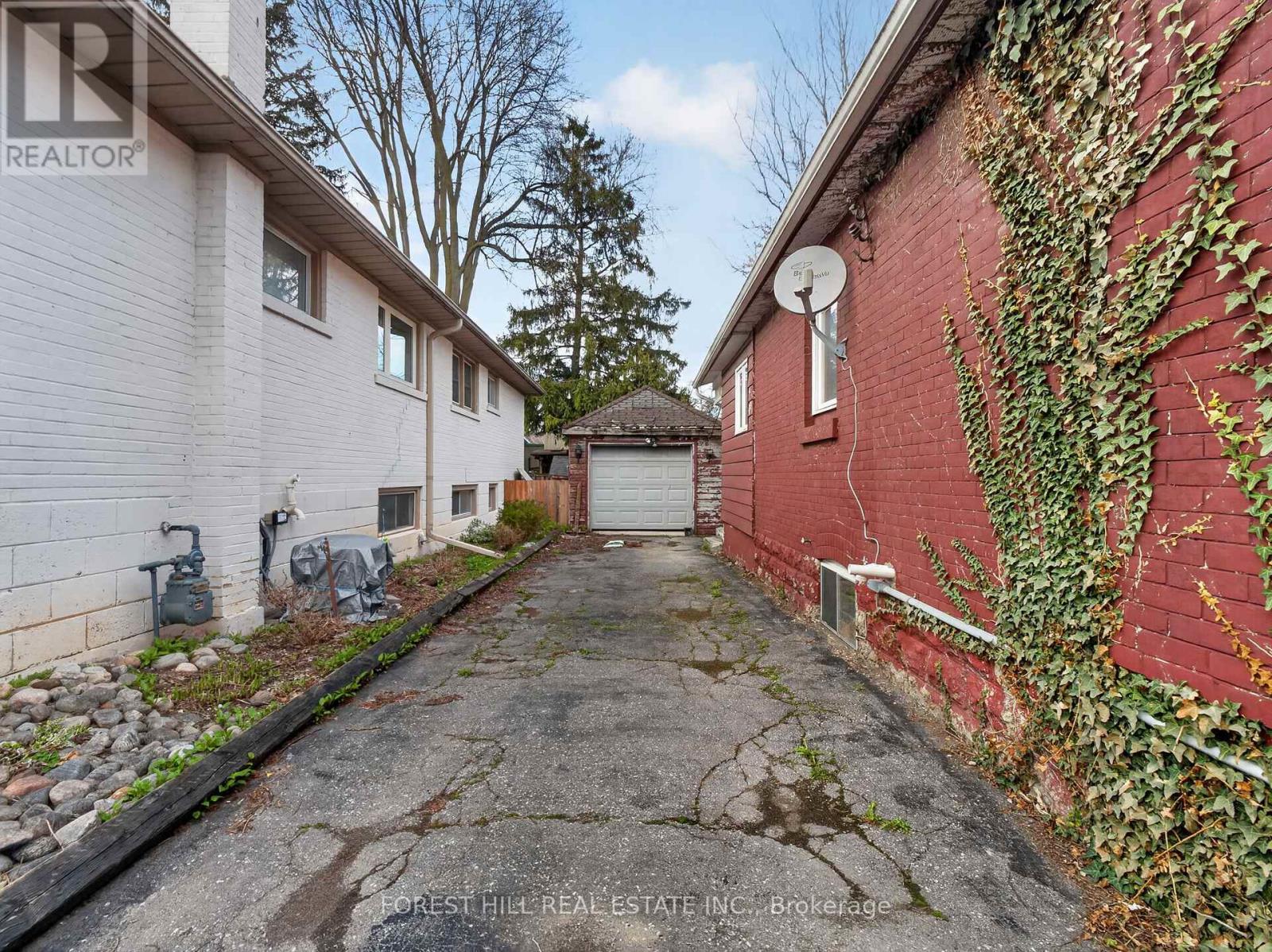 78 Burndale Avenue, Toronto, Ontario  M2N 1S7 - Photo 11 - C13028518