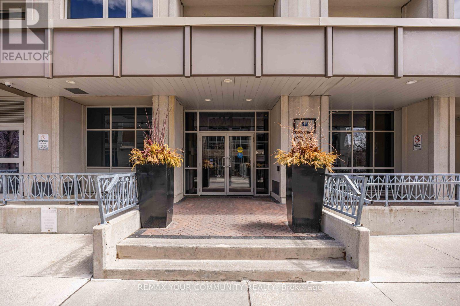 1206 - 21 Grand Magazine Street, Toronto, Ontario  M5V 1B5 - Photo 2 - C13028544