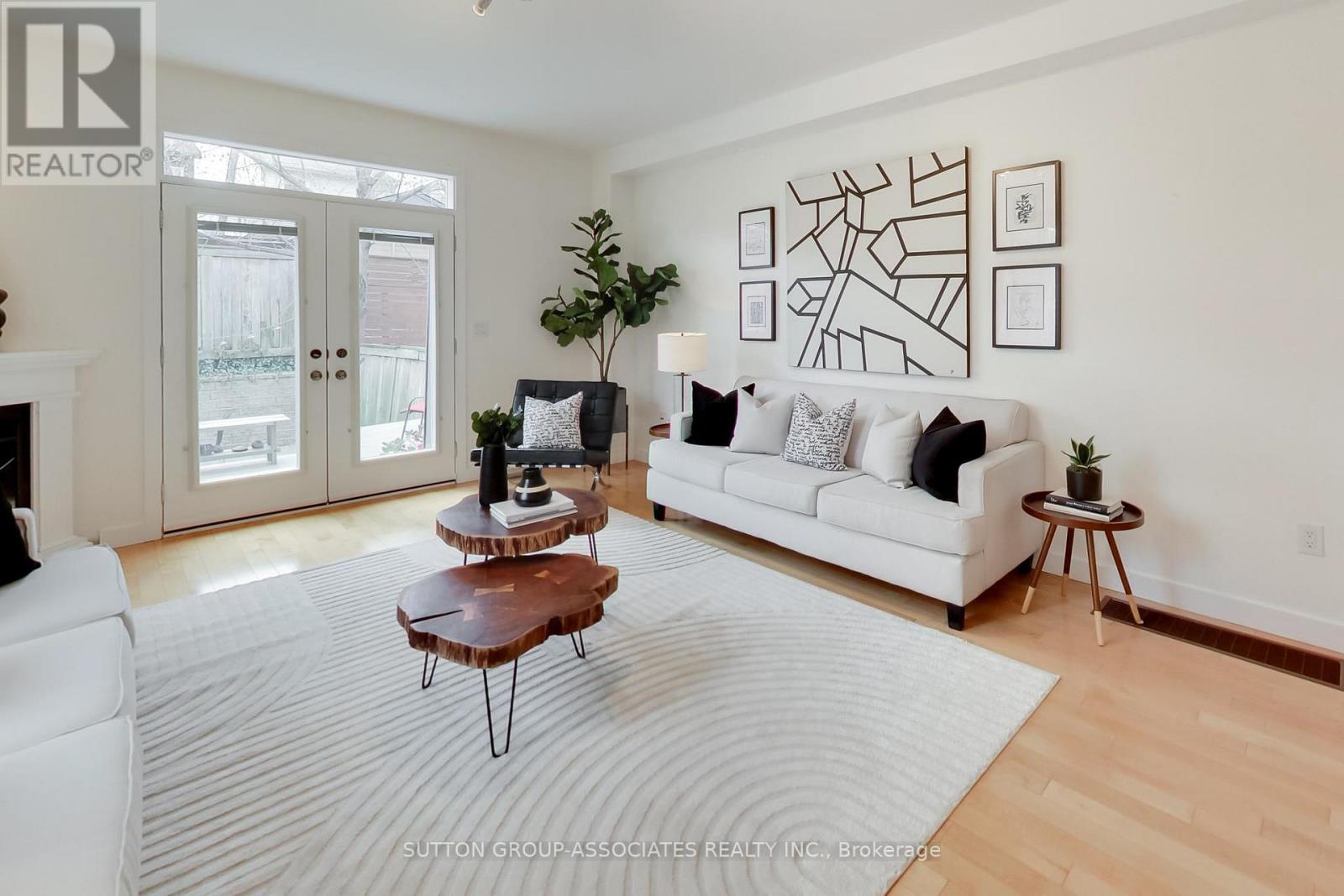 80a Robina Avenue, Toronto, Ontario  M6C 3Y7 - Photo 13 - C13028578