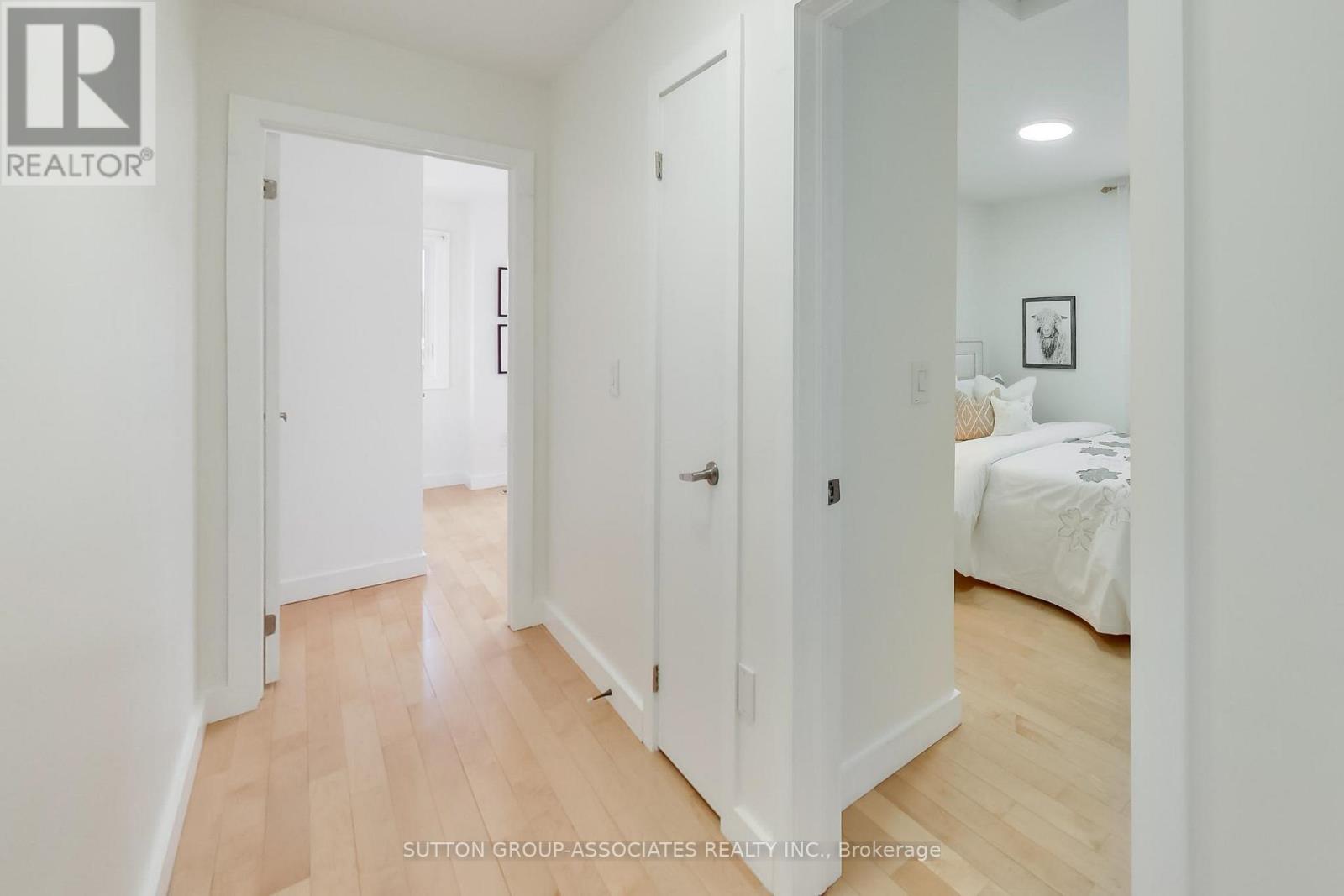 80a Robina Avenue, Toronto, Ontario  M6C 3Y7 - Photo 24 - C13028578