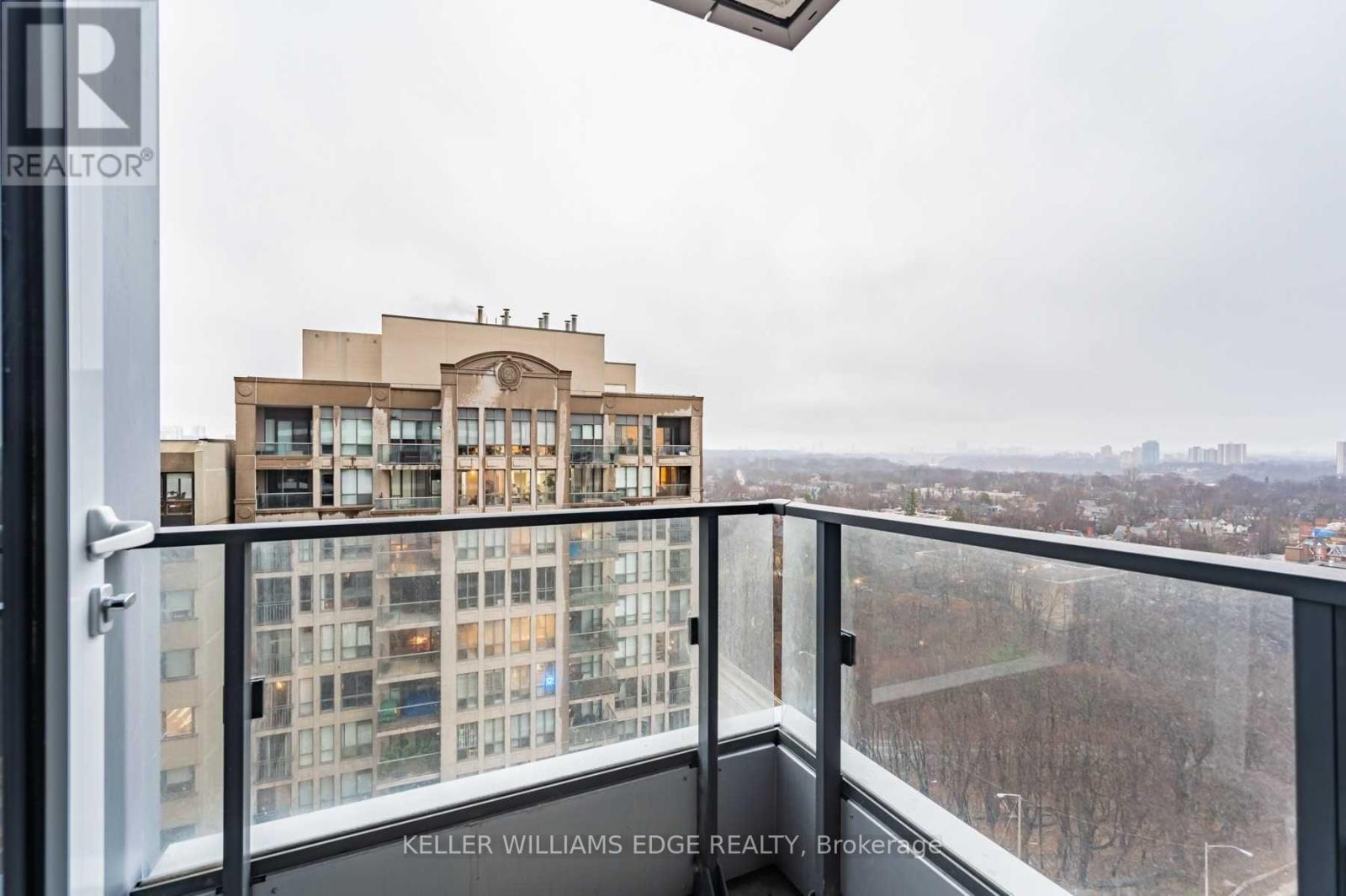 1307 - 395 Bloor Street E, Toronto, Ontario  M4W 0B4 - Photo 6 - C13028592