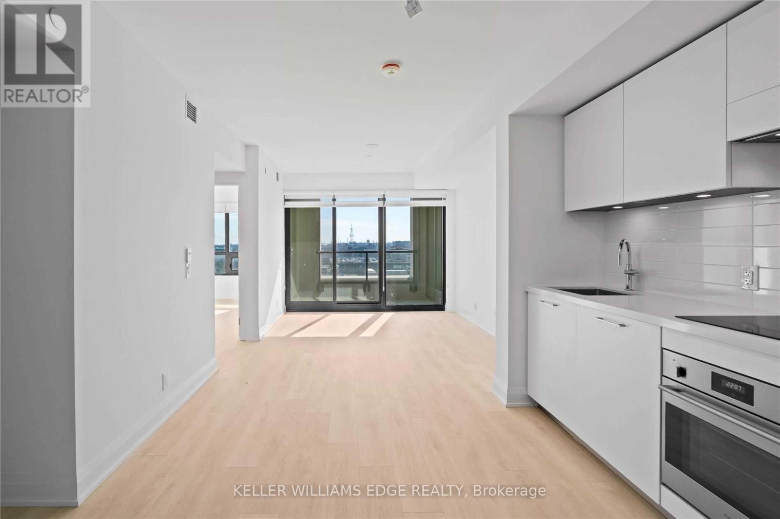 507 - 33 Frederick Todd Way, Toronto, Ontario  M4G 0C9 - Photo 2 - C13028596