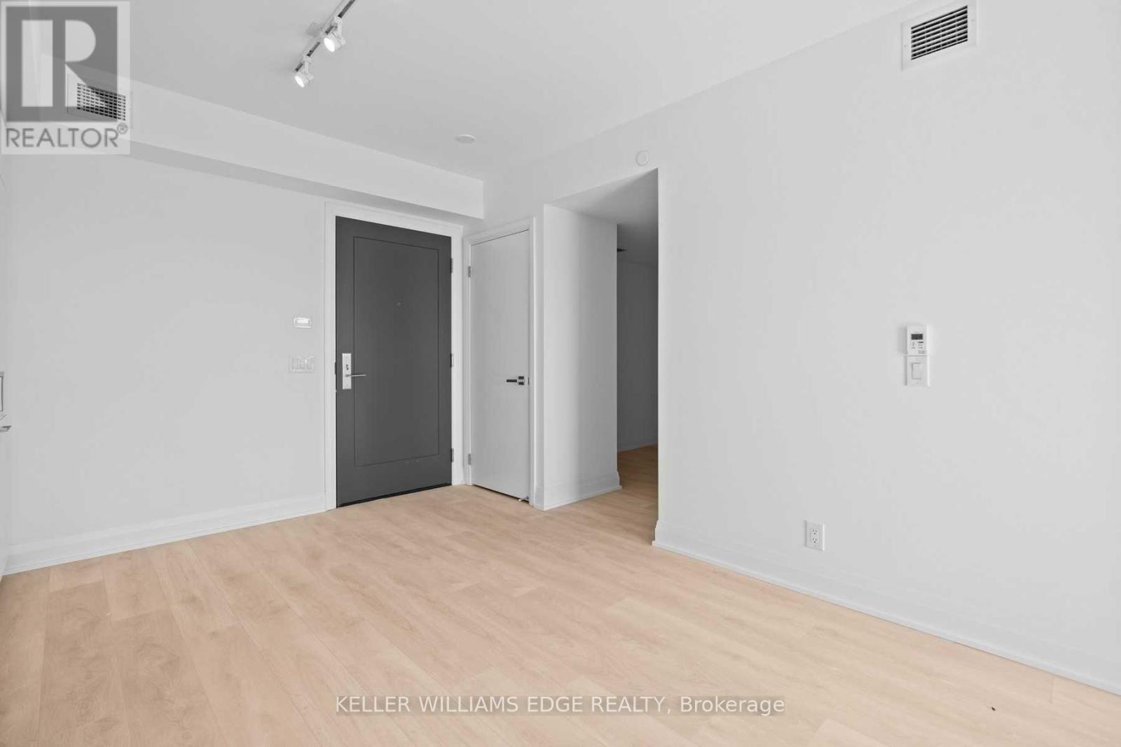 507 - 33 Frederick Todd Way, Toronto, Ontario  M4G 0C9 - Photo 4 - C13028596