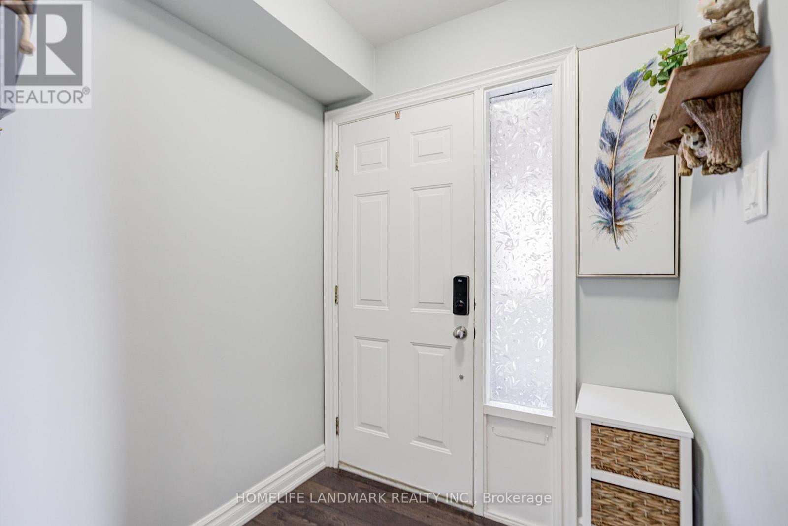 45 Longmeadow Crescent, Markham, Ontario  L3R 3J6 - Photo 4 - N13028510