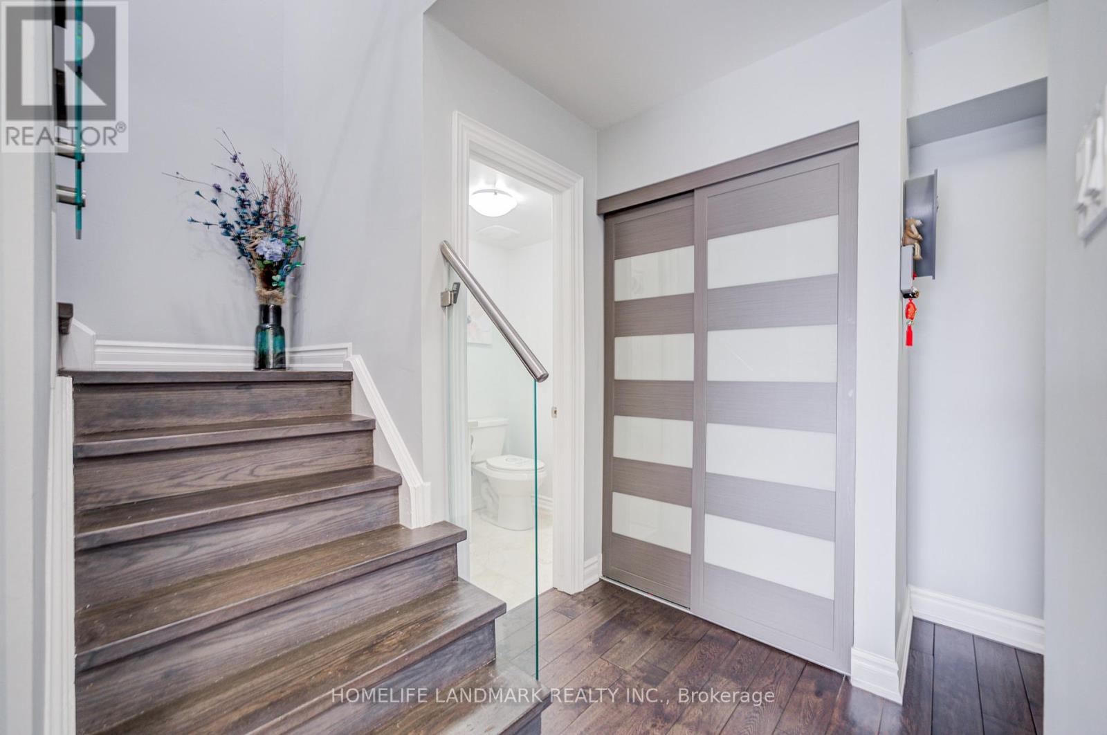 45 Longmeadow Crescent, Markham, Ontario  L3R 3J6 - Photo 5 - N13028510