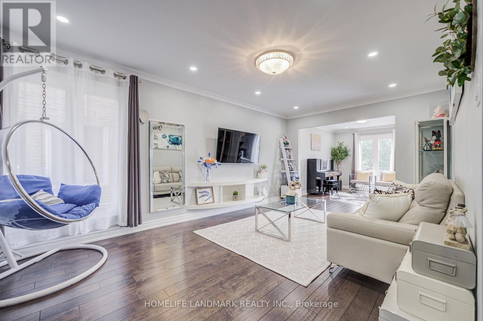 45 Longmeadow Crescent, Markham, Ontario  L3R 3J6 - Photo 7 - N13028510