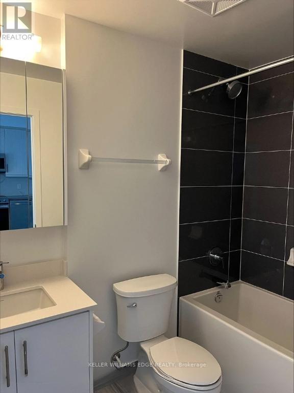 706 - 95 Oneida Crescent, Richmond Hill, Ontario  L4B 0B1 - Photo 5 - N13028566