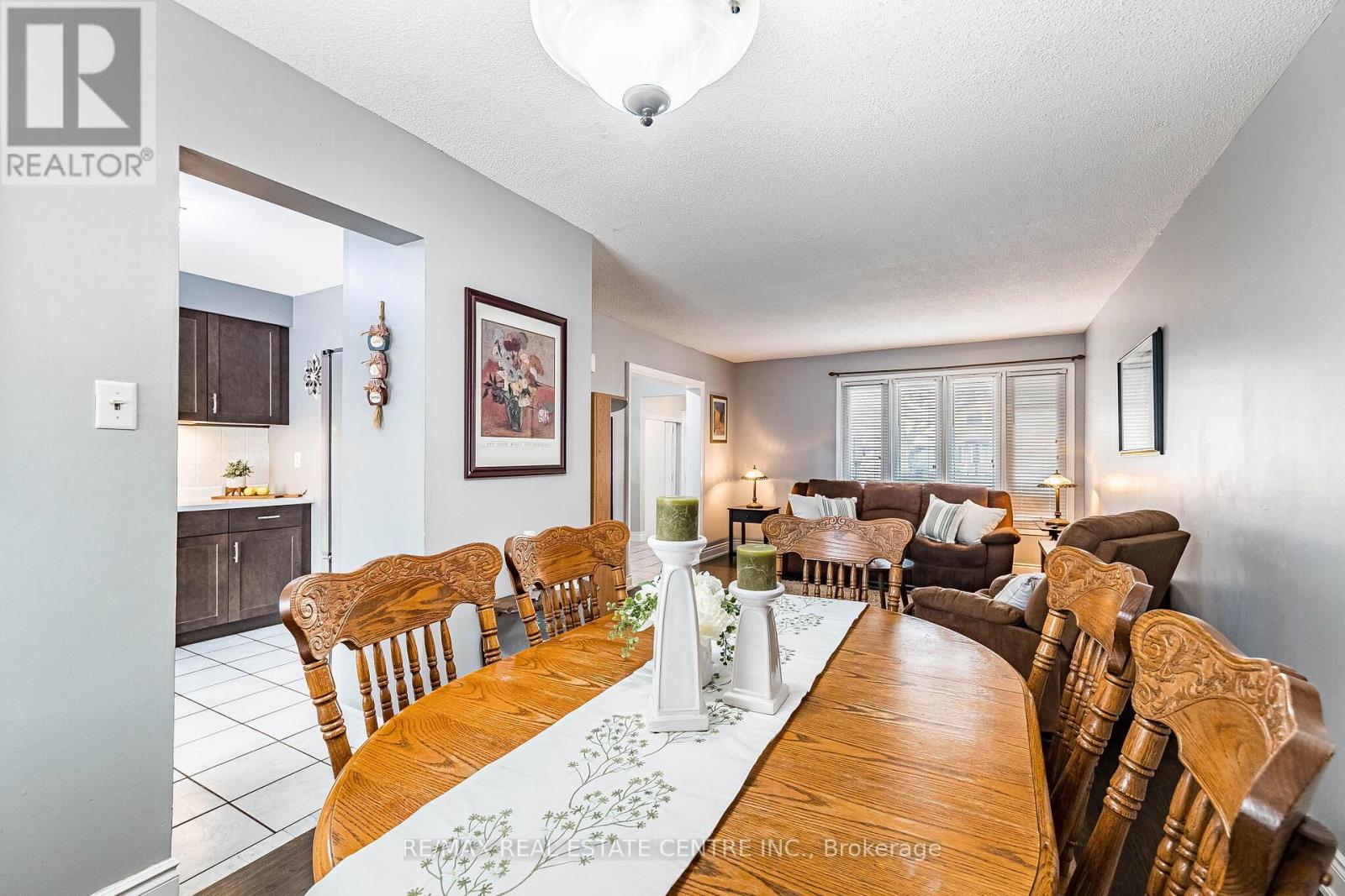 34 Berkshire Square, Brampton, Ontario  L6Z 1N4 - Photo 10 - W13028520