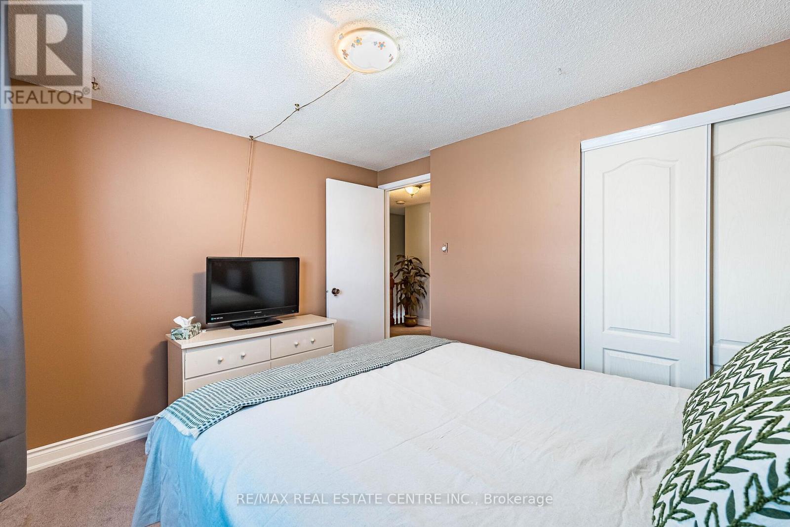 34 Berkshire Square, Brampton, Ontario  L6Z 1N4 - Photo 20 - W13028520