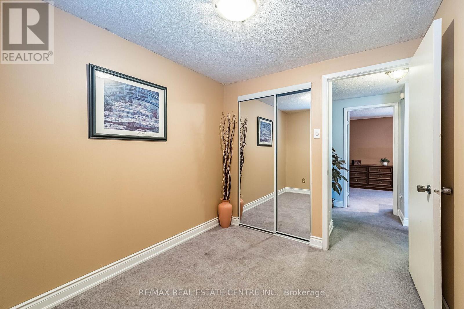 34 Berkshire Square, Brampton, Ontario  L6Z 1N4 - Photo 22 - W13028520