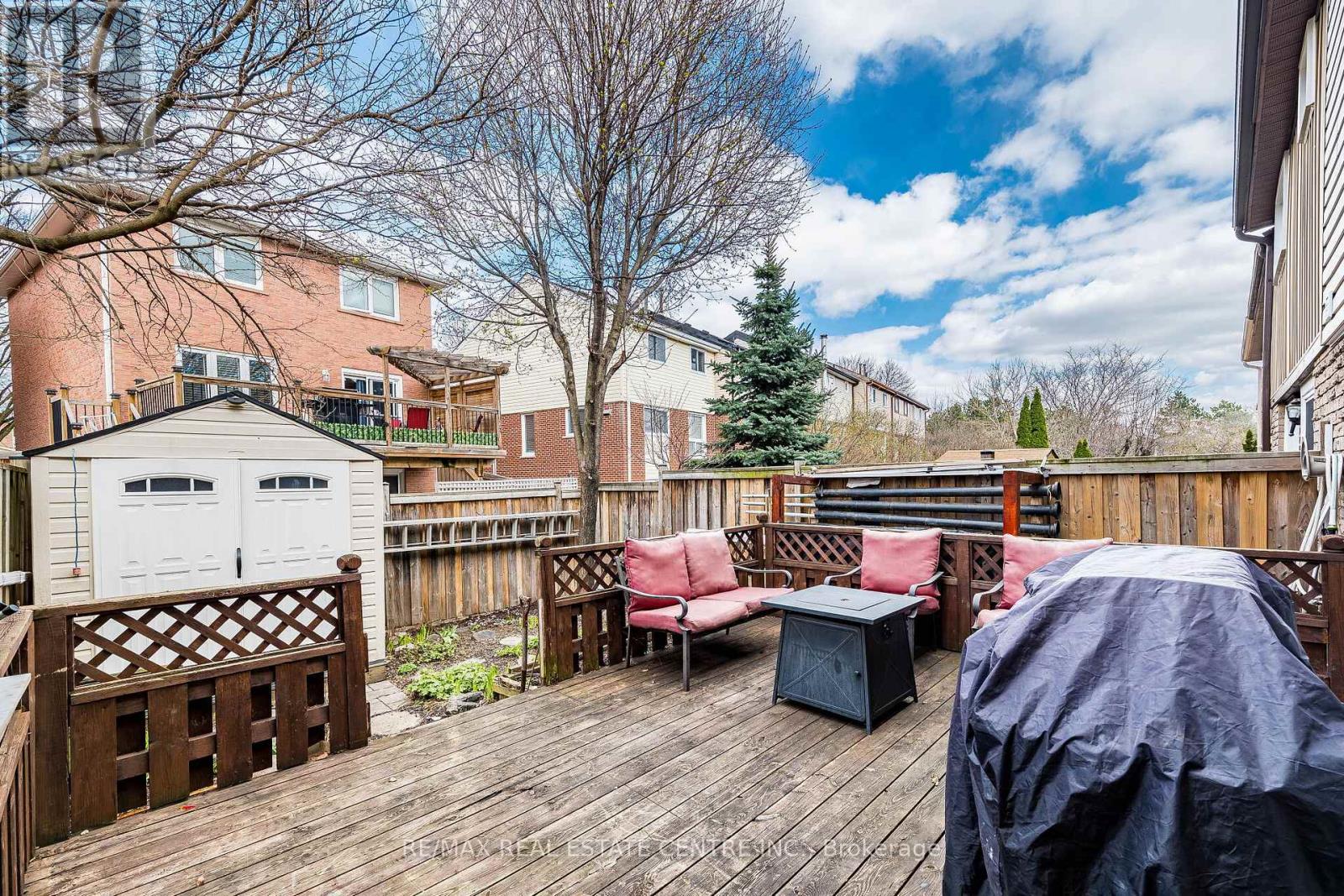 34 Berkshire Square, Brampton, Ontario  L6Z 1N4 - Photo 31 - W13028520