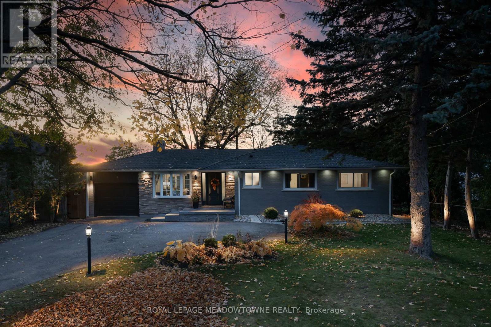 4 CHIPPER COURT, Halton Hills, Ontario