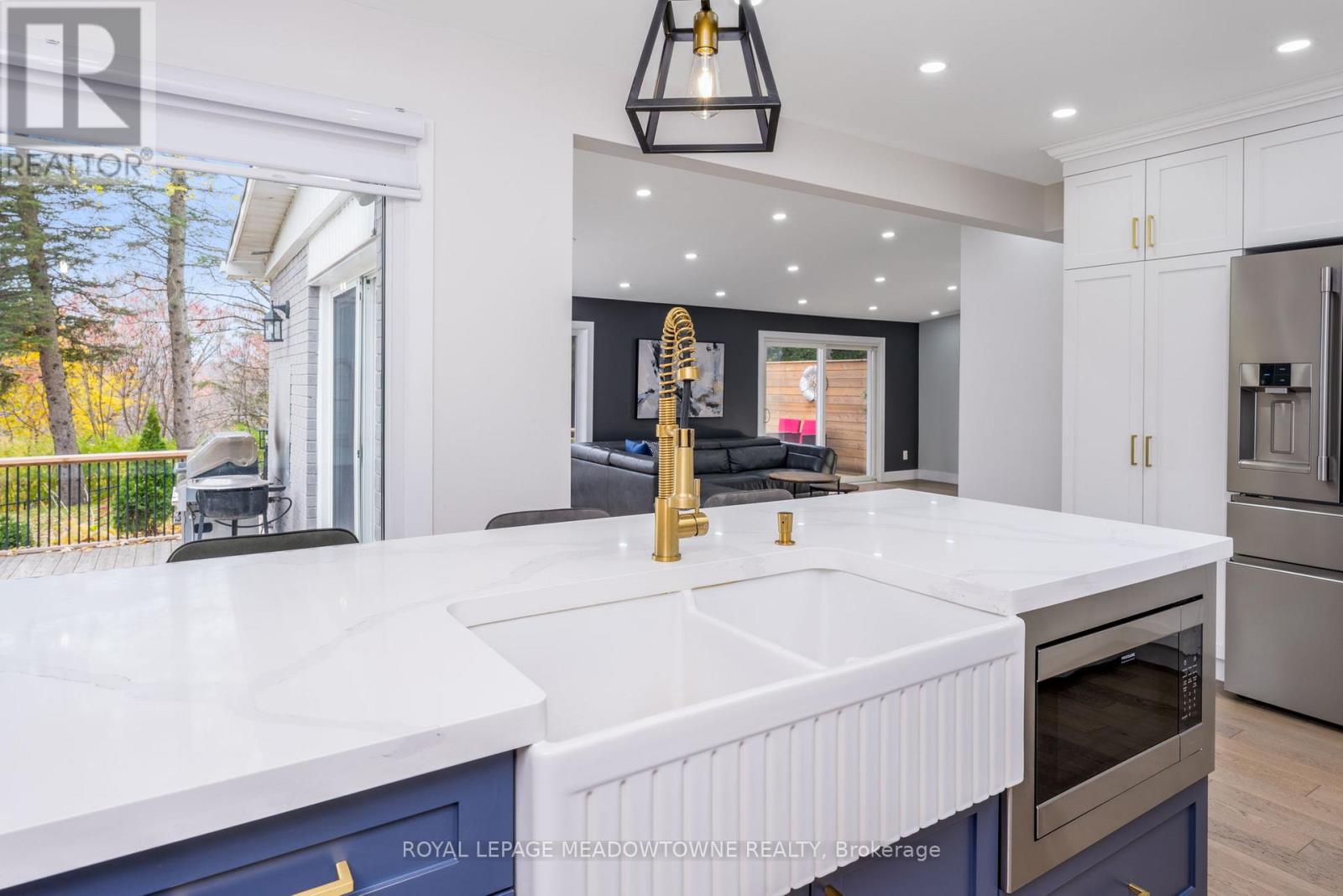 4 Chipper Court, Halton Hills, Ontario  L7G 1L3 - Photo 13 - W13028532