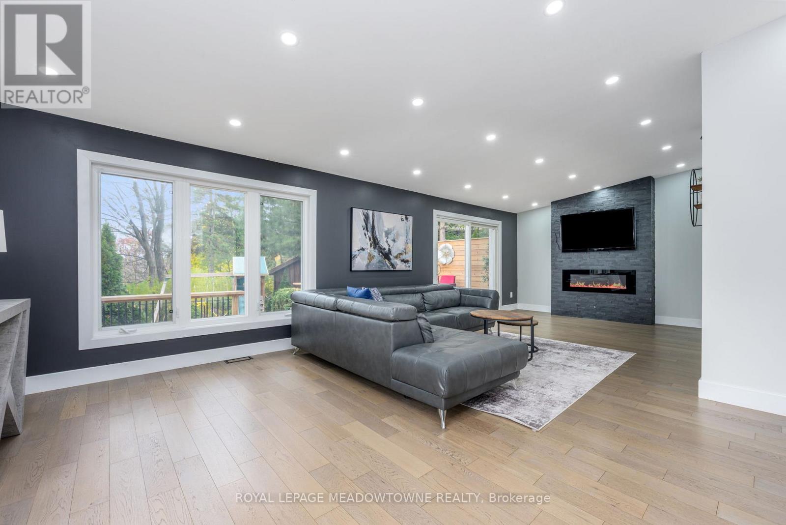 4 Chipper Court, Halton Hills, Ontario  L7G 1L3 - Photo 15 - W13028532