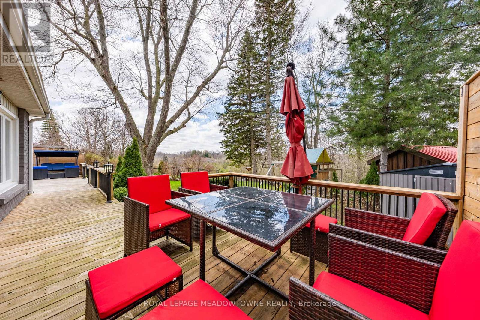 4 Chipper Court, Halton Hills, Ontario  L7G 1L3 - Photo 19 - W13028532