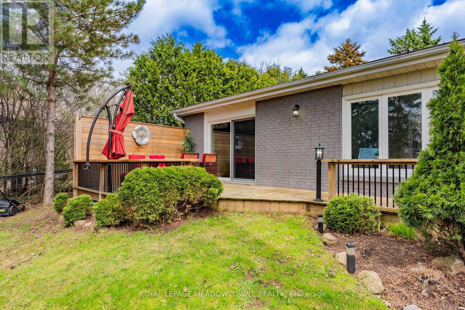 4 Chipper Court, Halton Hills, Ontario  L7G 1L3 - Photo 41 - W13028532