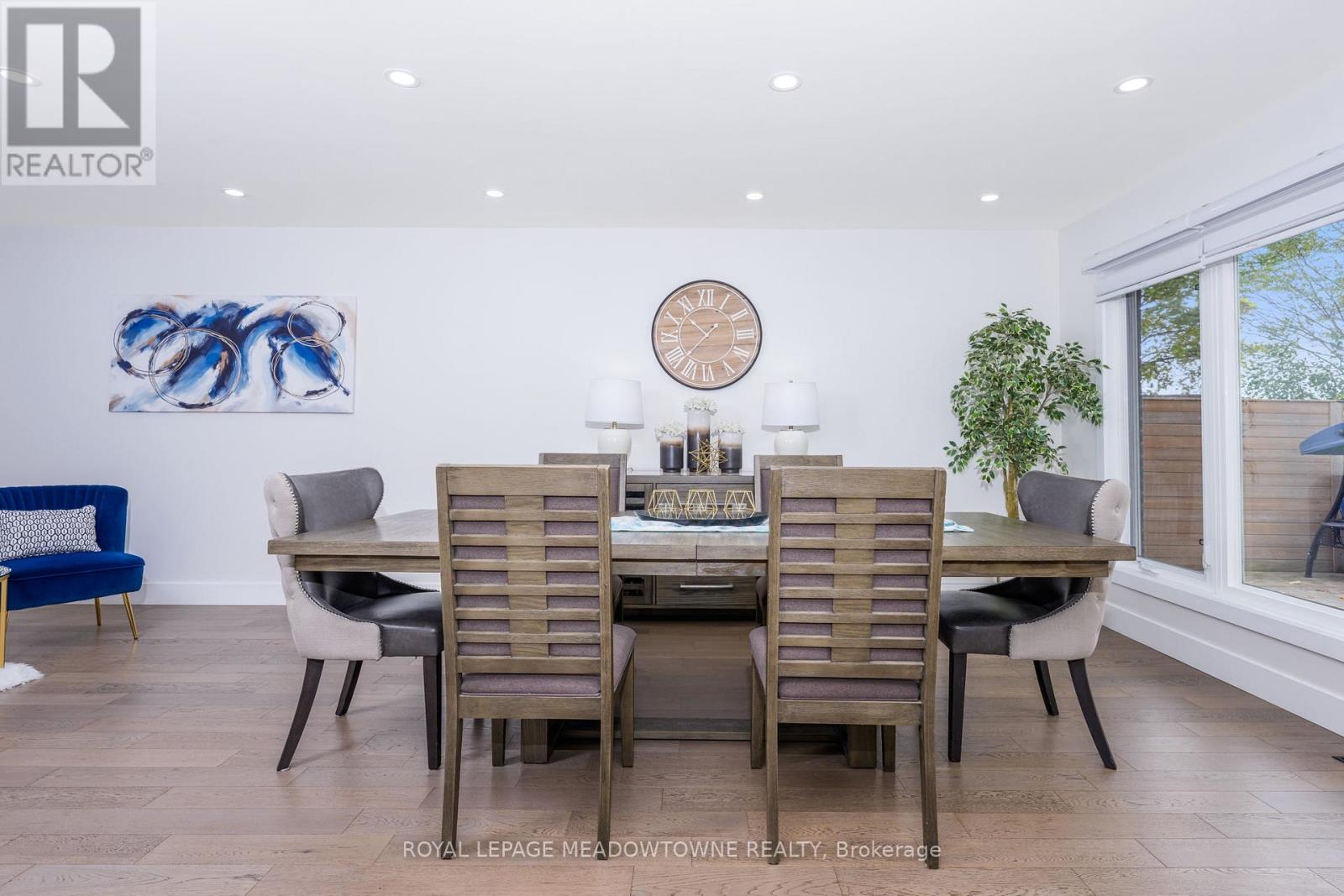 4 Chipper Court, Halton Hills, Ontario  L7G 1L3 - Photo 6 - W13028532