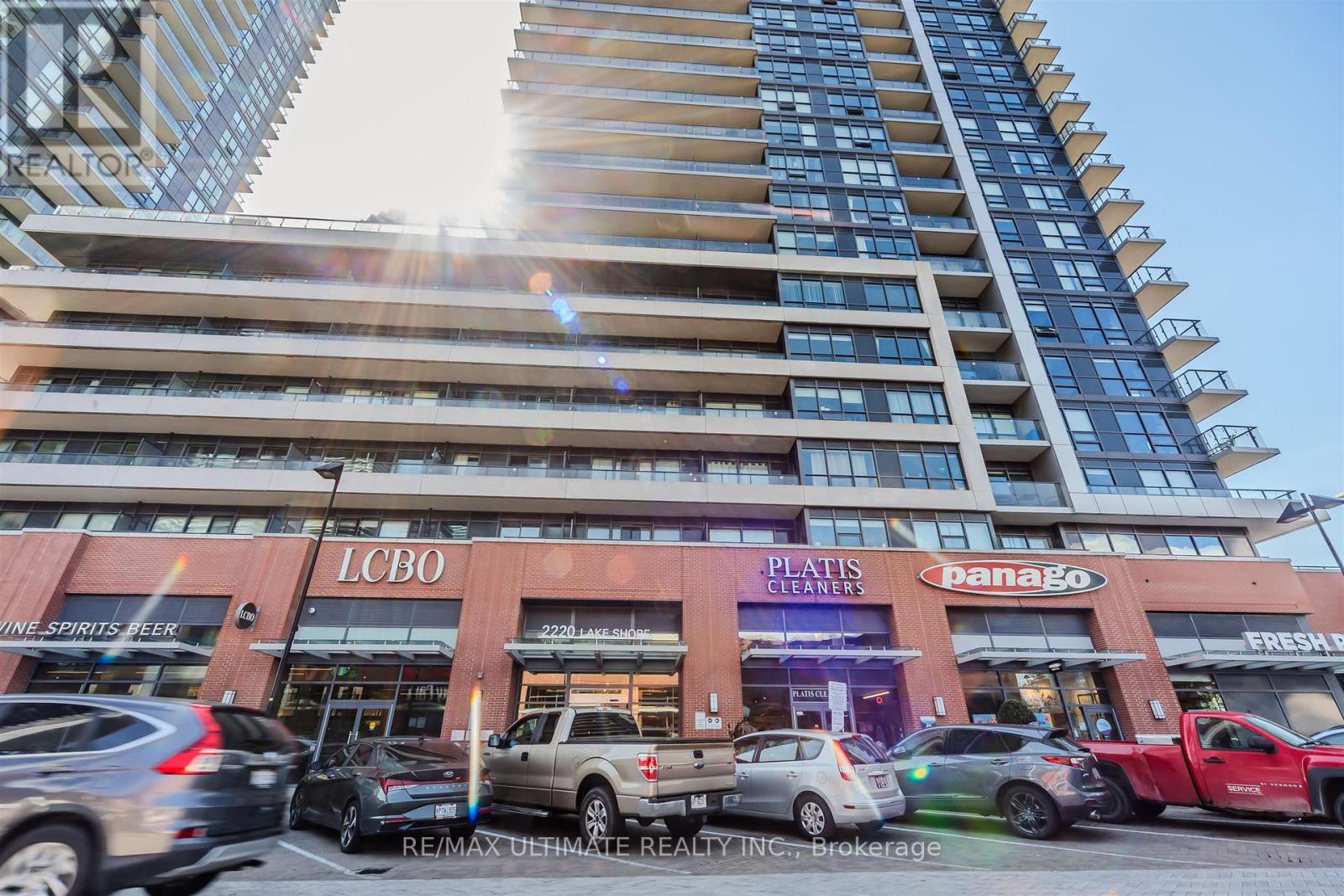 2706 - 2220 Lake Shore Boulevard W, Toronto, Ontario  M8V 1A4 - Photo 2 - W13028562