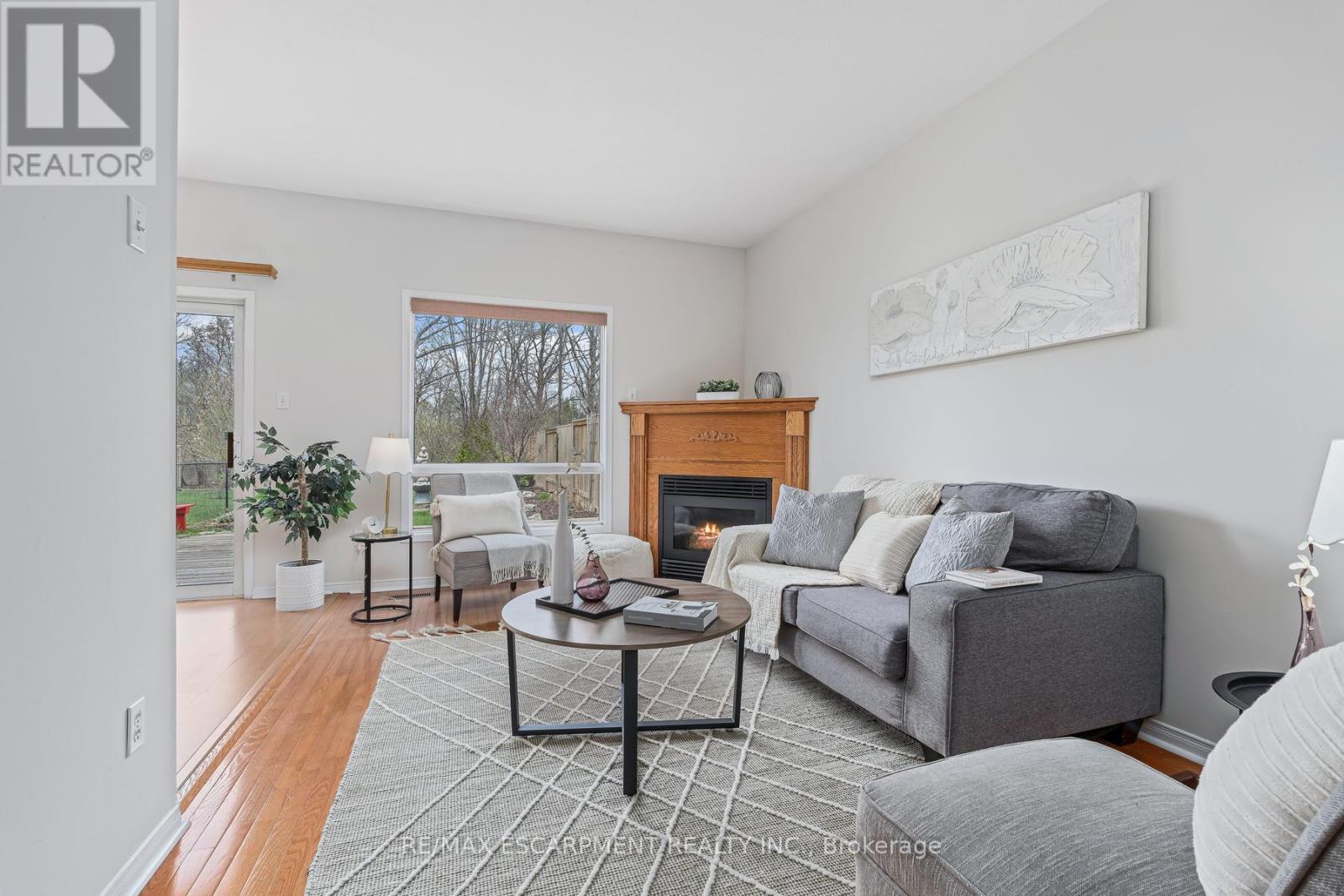 2393 Dalebrook Drive, Oakville, Ontario  L6H 6K4 - Photo 10 - W13028568